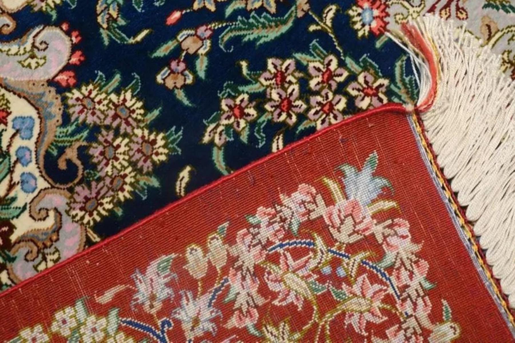 Contemporary Very fine Persian Silk Ghom - 4.9' x 3.1' For Sale