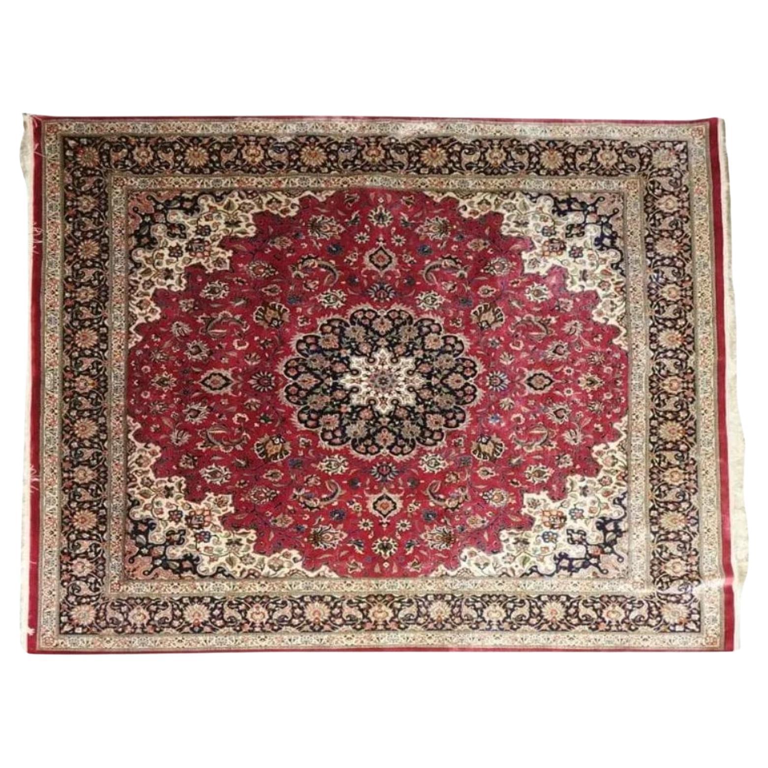 Very fine Persian Silk Ghom Rug - 6.6' x 6.6' For Sale