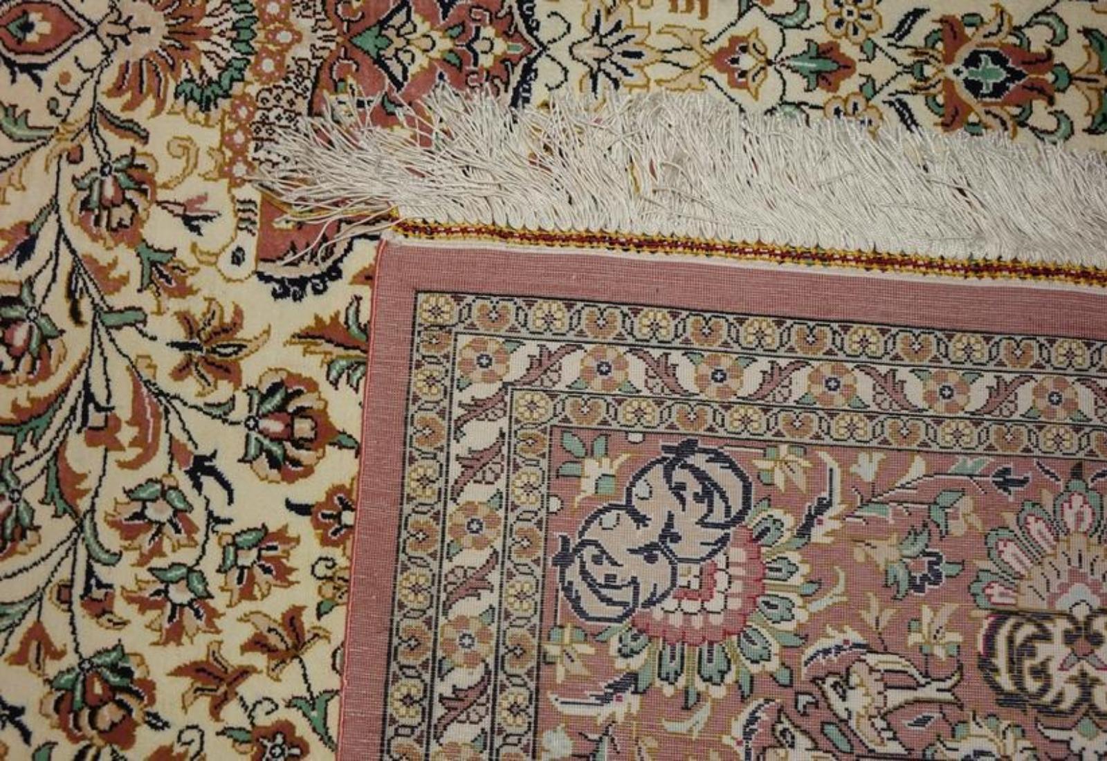 Very fine Persian Silk Qum - 7.1' 5.2' For Sale 2