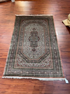 Very Fine Persian Silk Qum Rug / Carpet