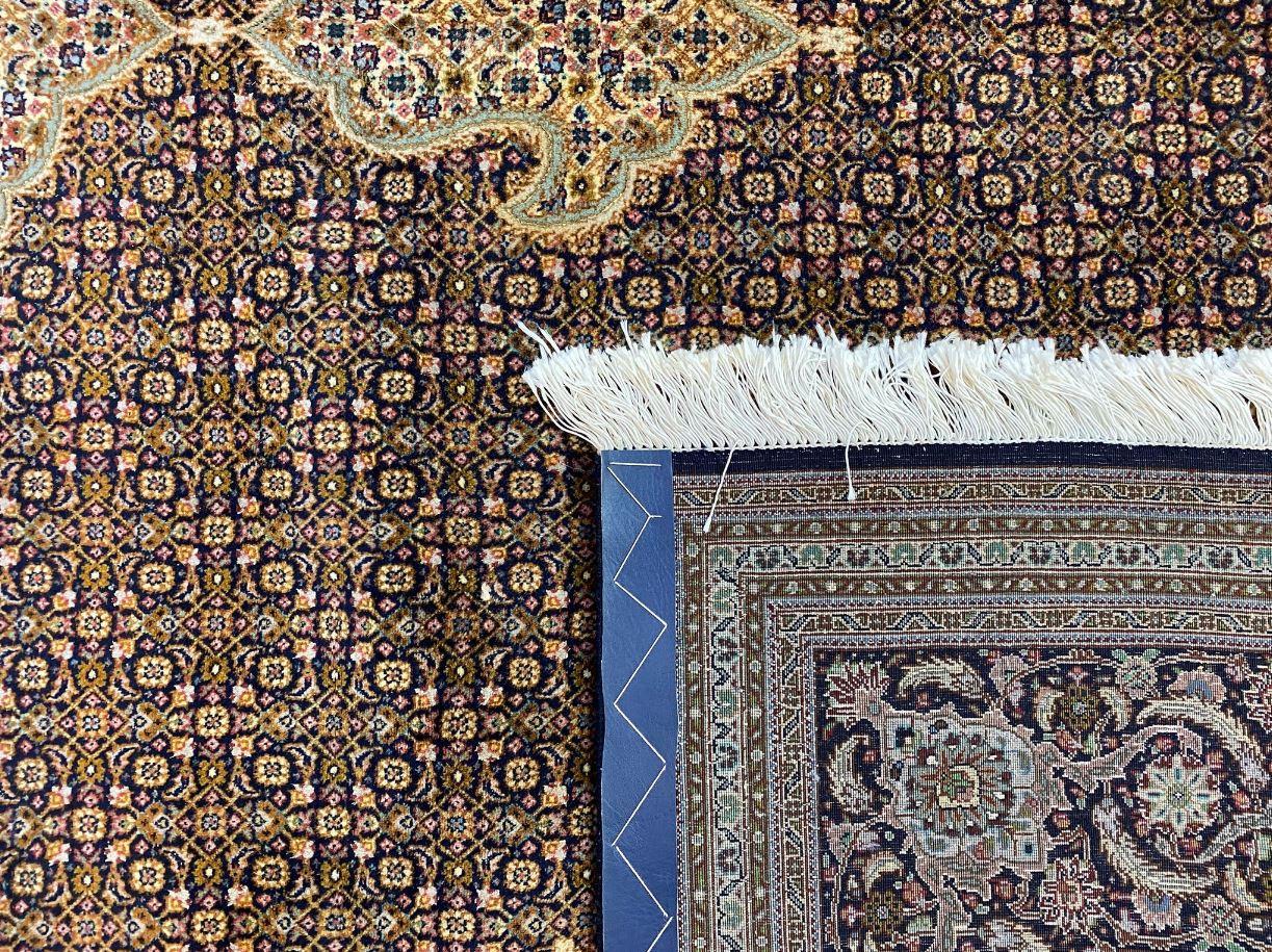 Very fine Persian Tabriz mahi (fish) design rug - 11'-7