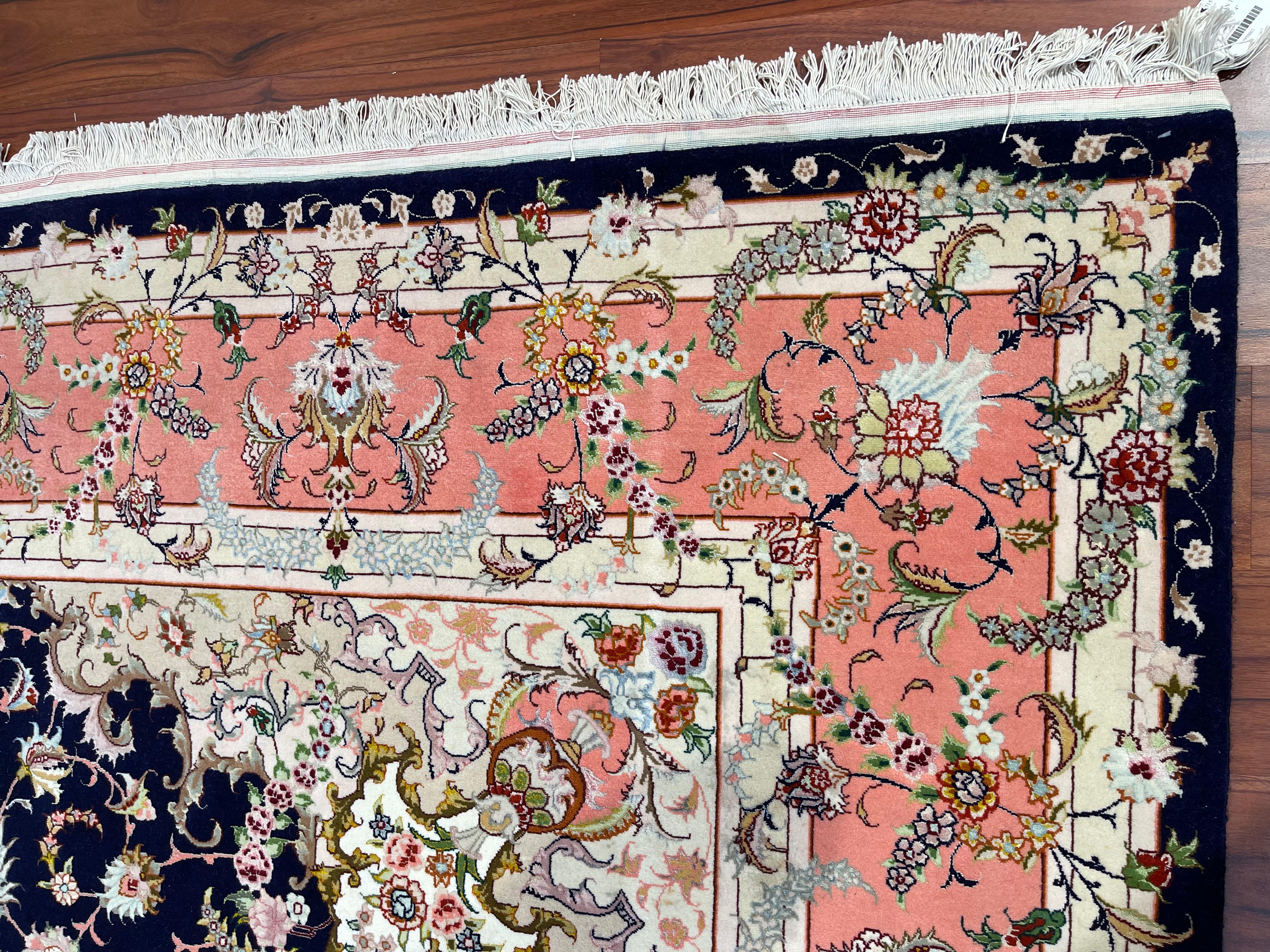 Very Fine Persian Tabriz Rug/Carpet For Sale 2