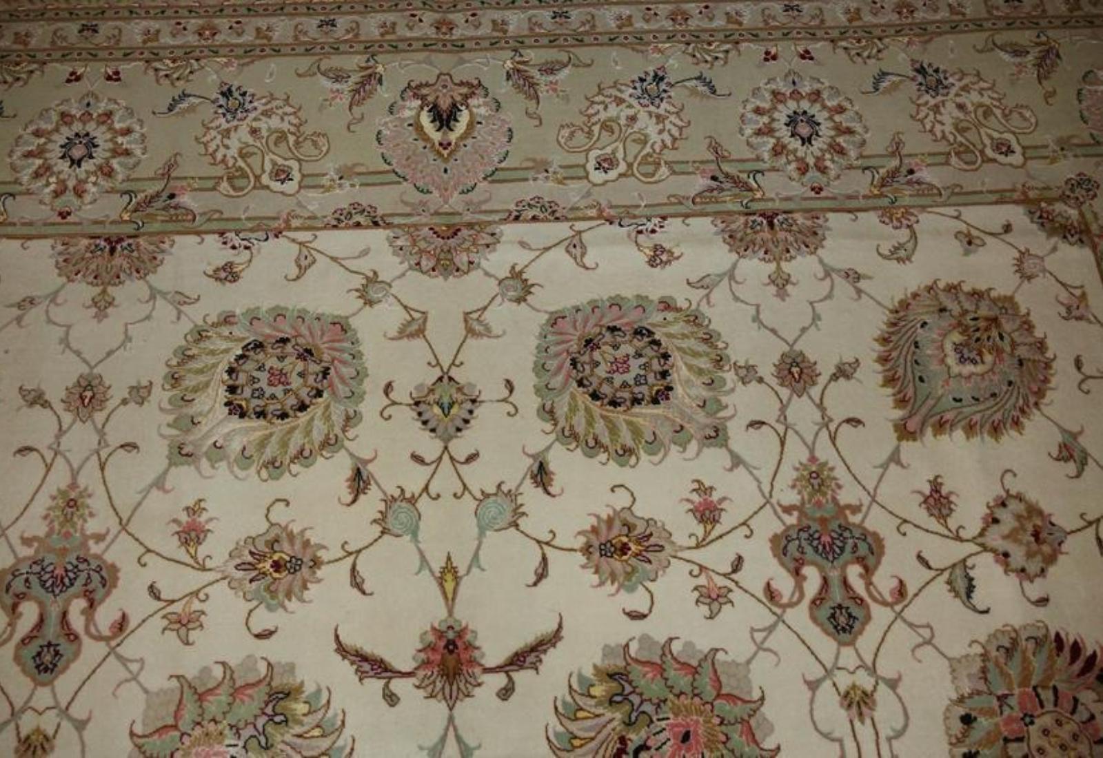 Very fine Persian Tabriz Silk & Wool - 11.8' 8.3' For Sale 1