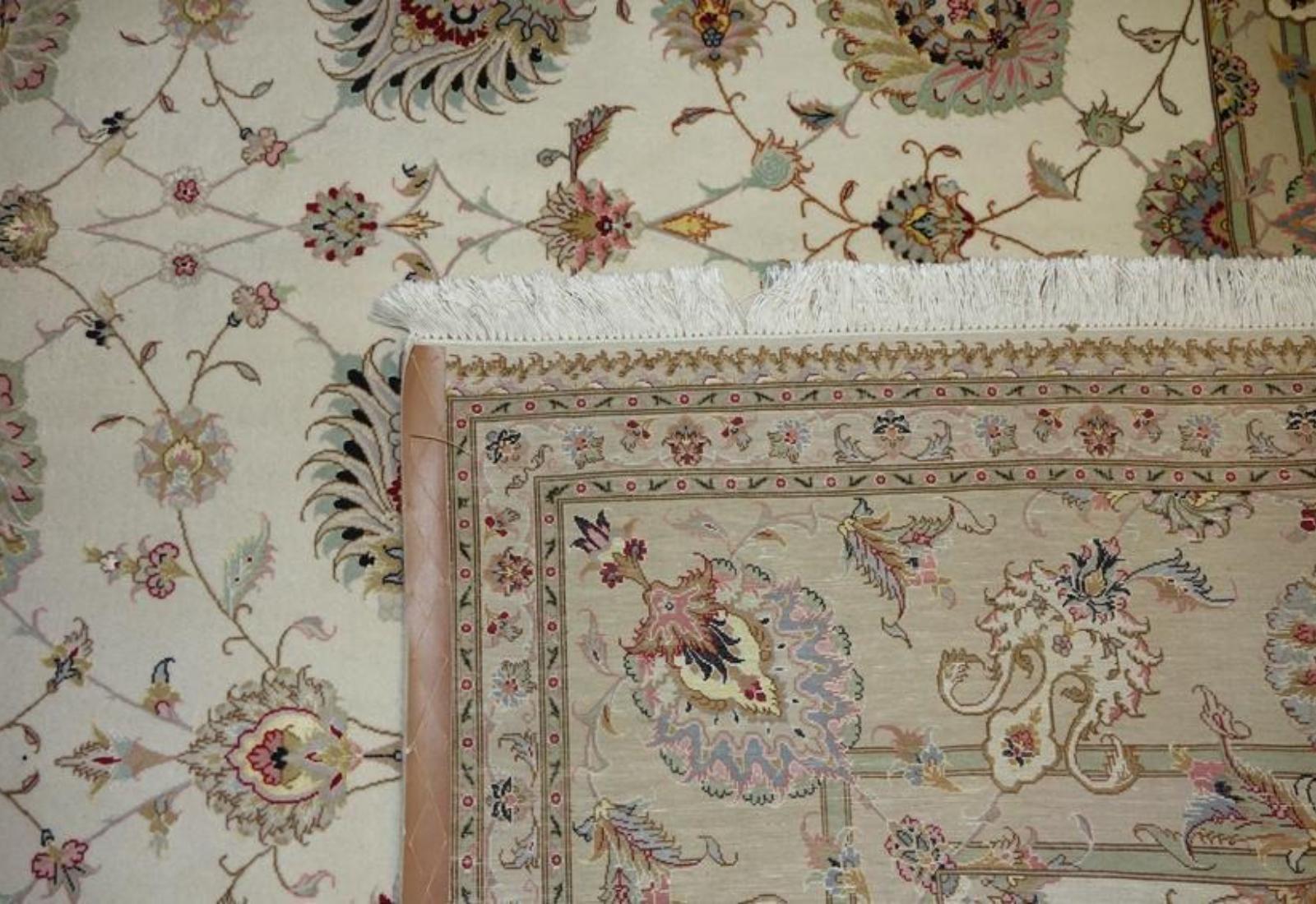 Very fine Persian Tabriz Silk & Wool - 11.8' 8.3' For Sale 2