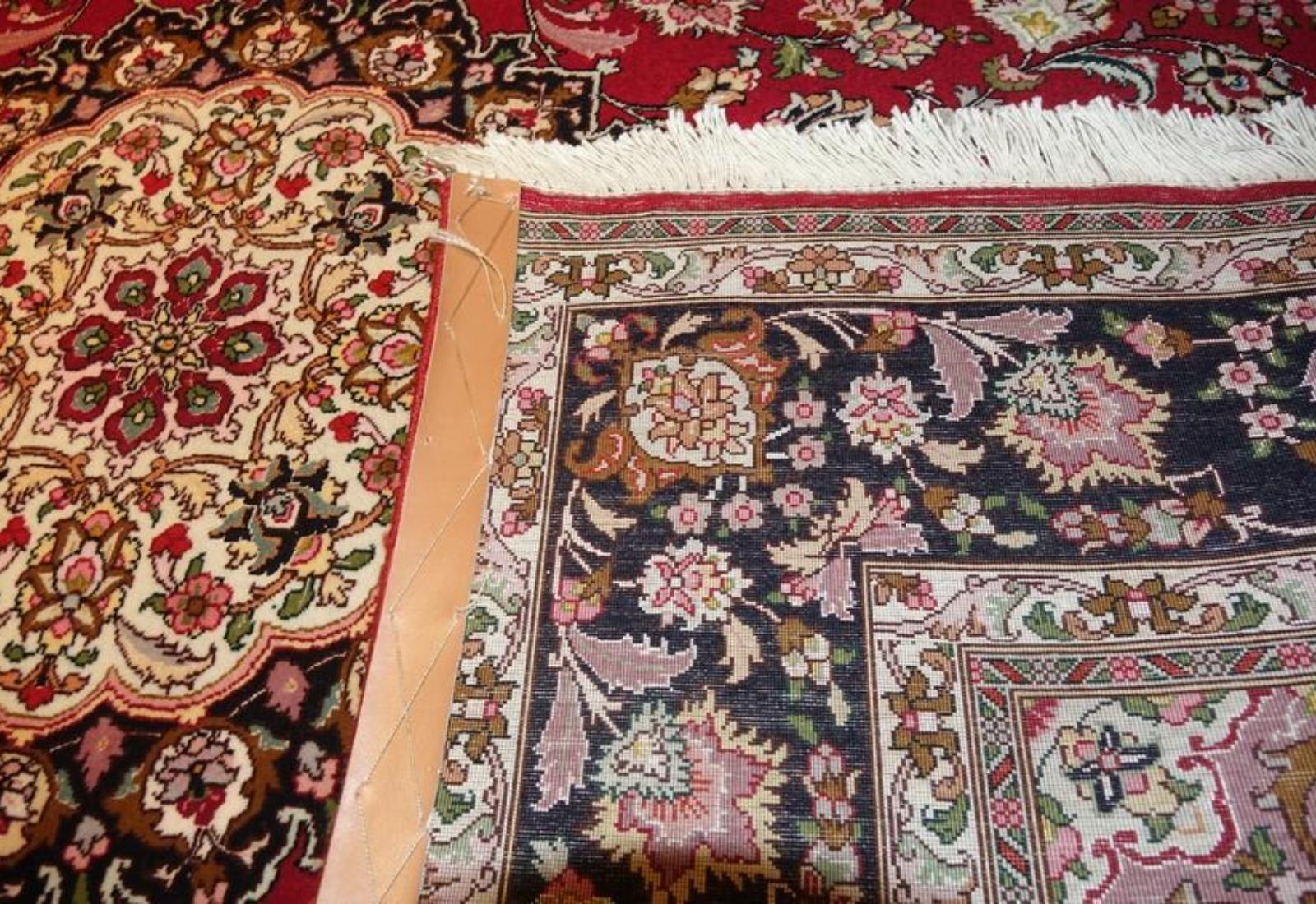 Very fine Persian Tabriz Silk & Wool - 5' 6.1' For Sale 2
