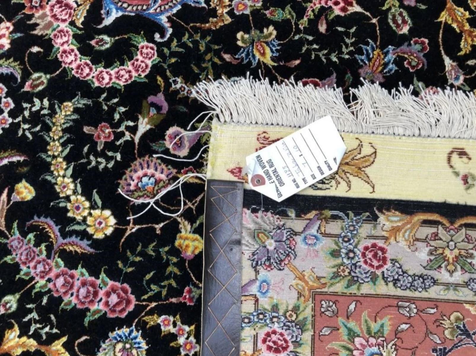 Très beau tapis persan Tabriz en laine et soie de 7' x 10' en vente 3