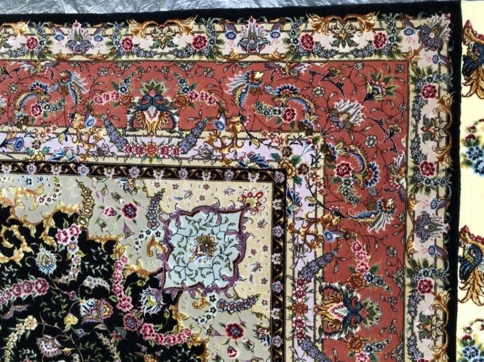 Perse Très beau tapis persan Tabriz en laine et soie de 7' x 10' en vente