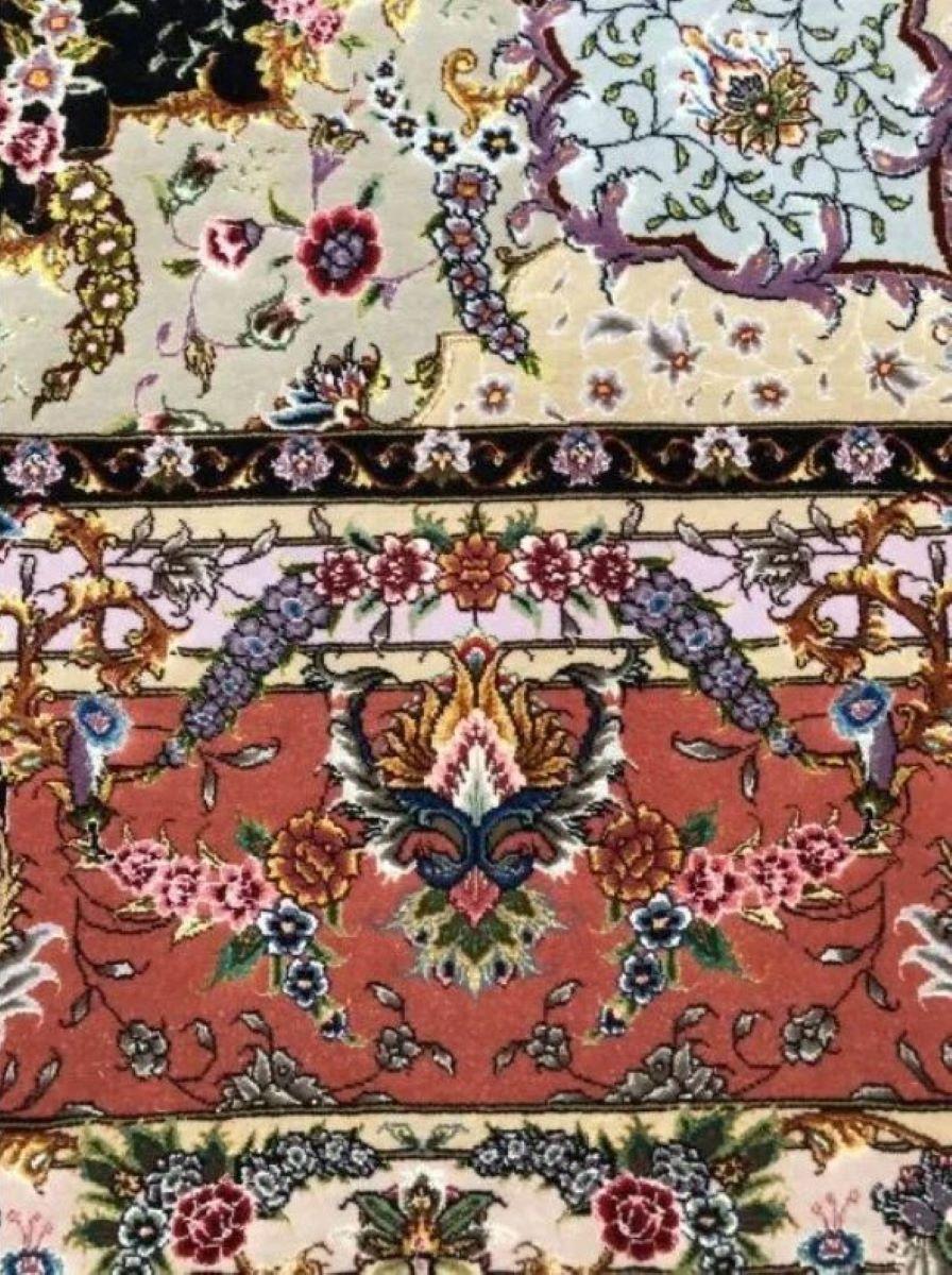 Tissé à la main Très beau tapis persan Tabriz en laine et soie de 7' x 10' en vente
