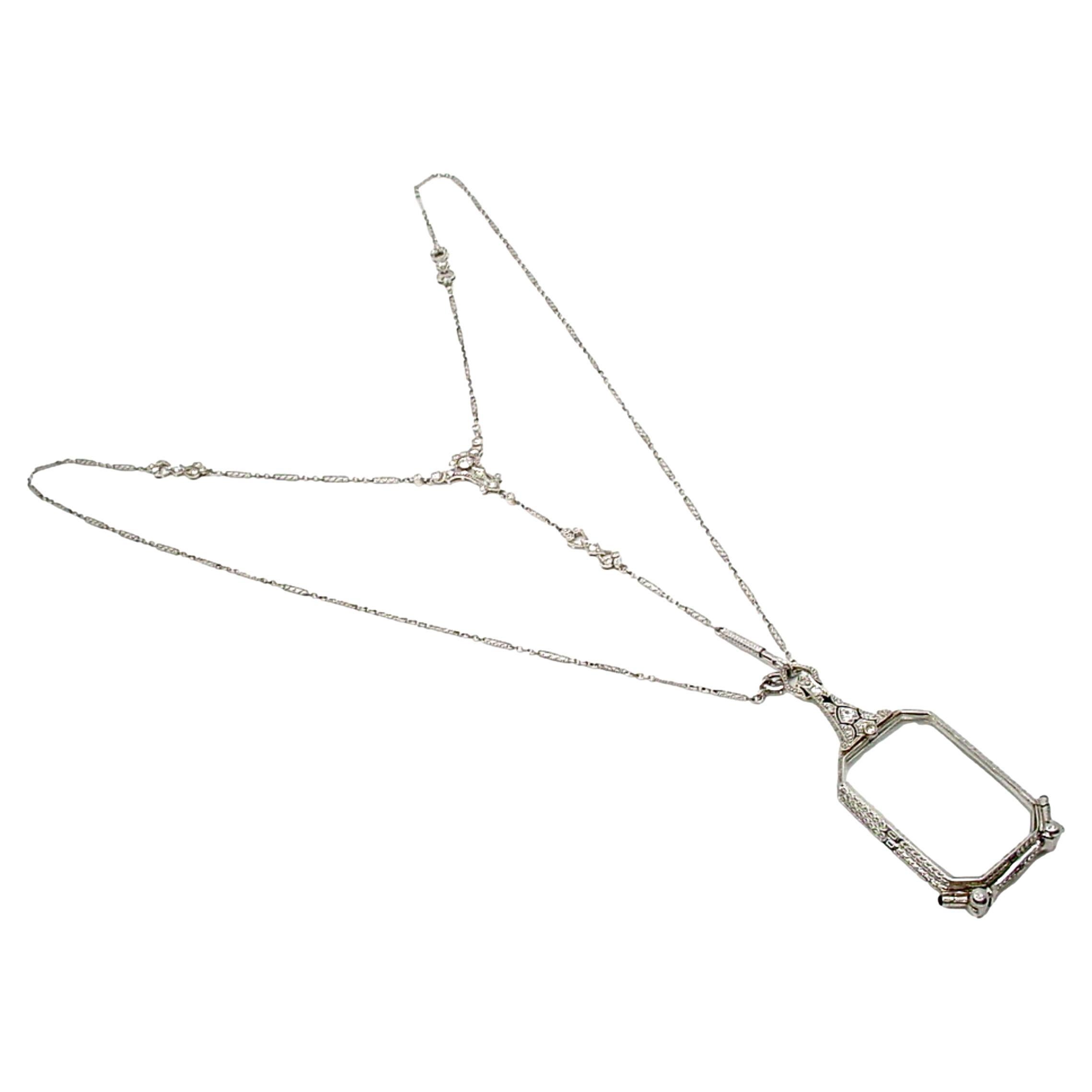 Halskette aus sehr feinem Platin mit Art-Déco-Diamant-Lorgnette und aus Fancy-Gliederkette