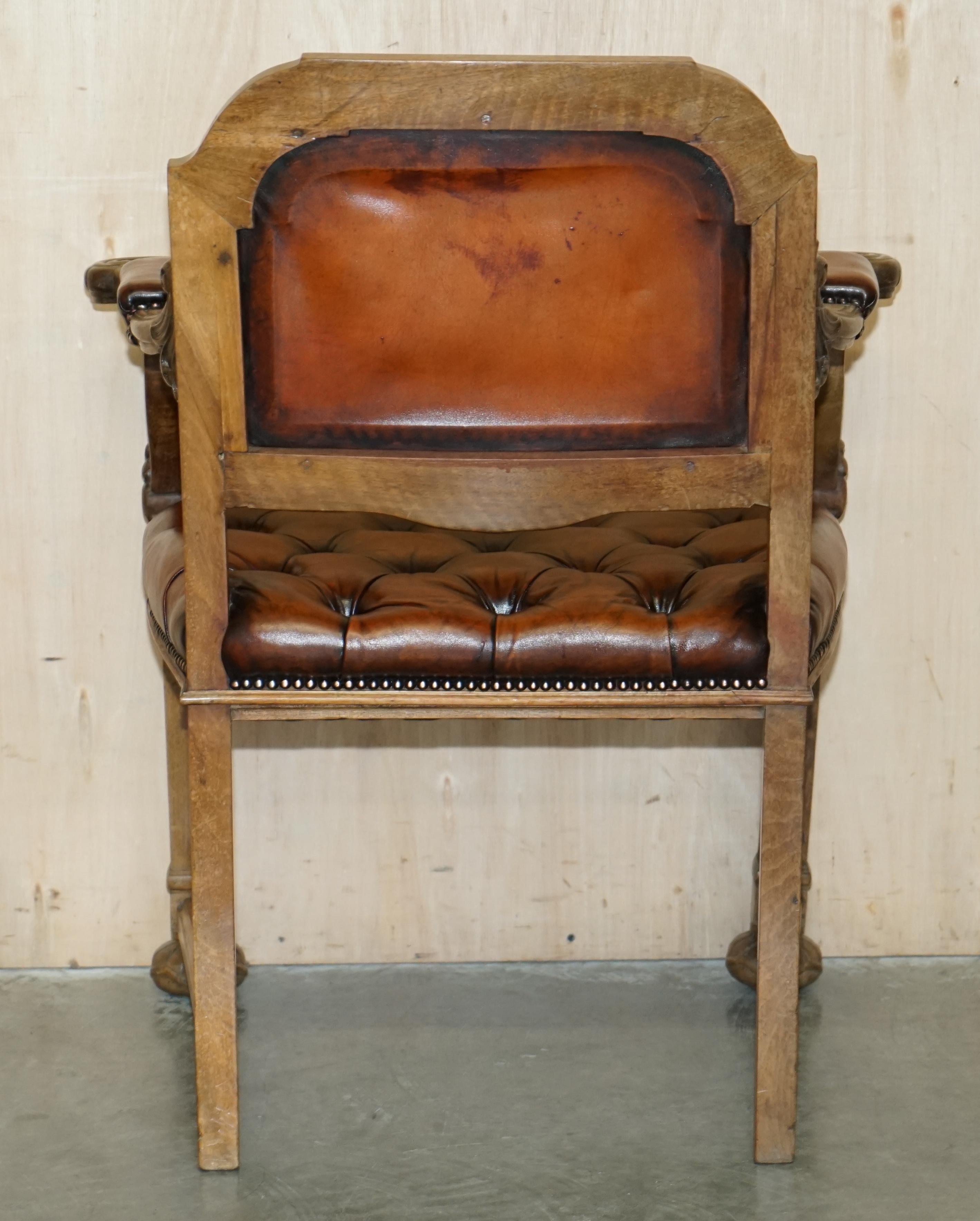 VERY FiNE RESTORED ANTIQUE CHESTERFIELD WILLIAM IV OAK BROWN LEATHER DESK CHAIr For Sale 9