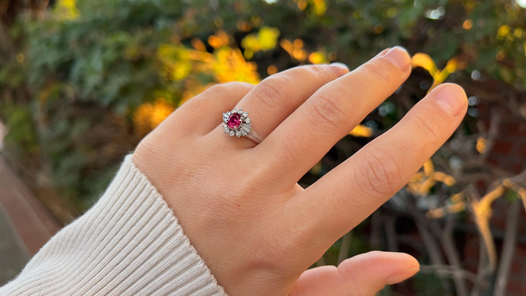 Women's Very Fine Ruby Ring With Diamonds 1.25 Carats Platinum For Sale