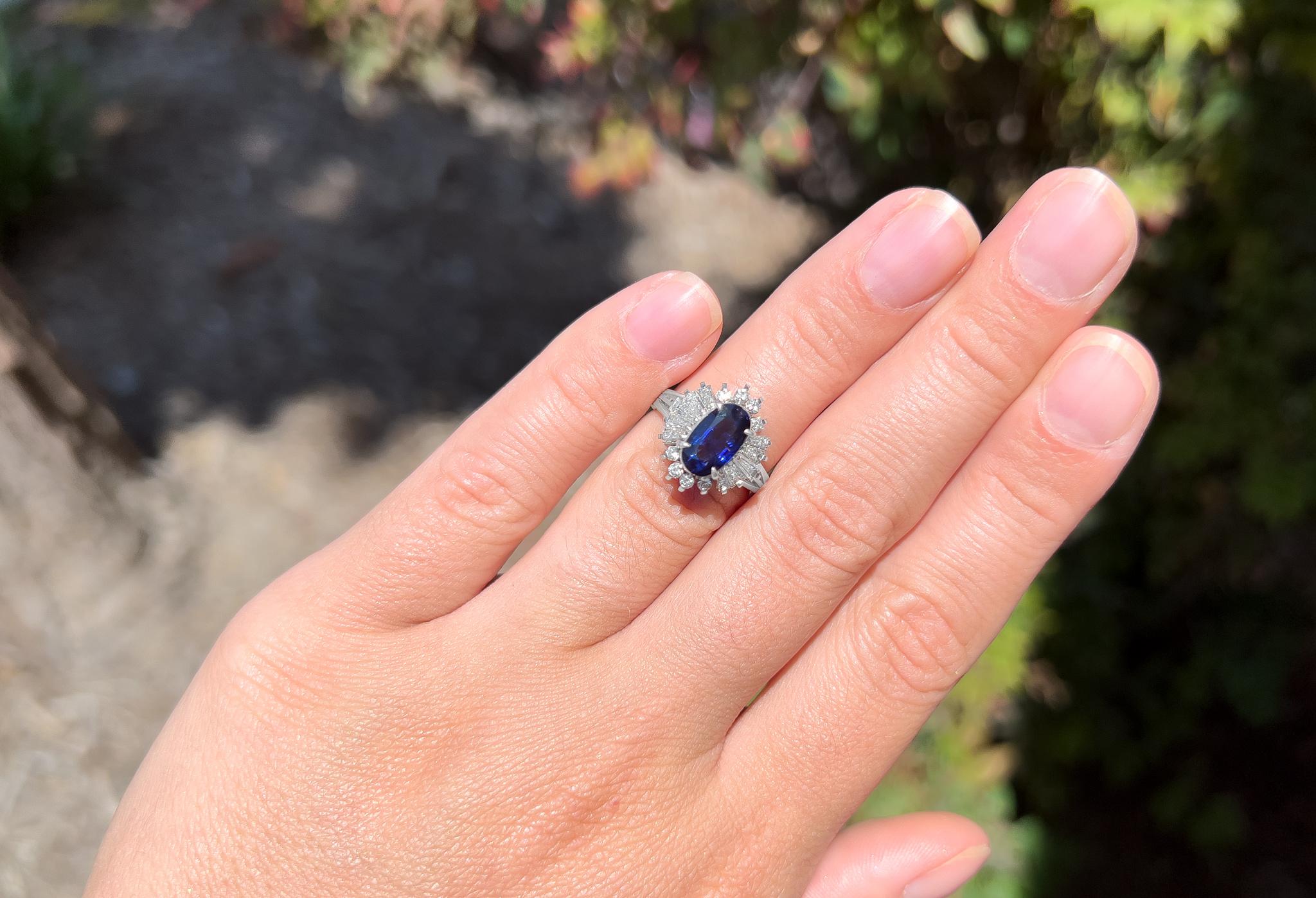 Very Fine Sapphire = 1.85 Carat
Cut: Oval
Diamonds = 0.71 Carats
( Color: F, Clarity: VS )
Metal: Platinum
Ring Size: 4.5* US
*It can be resized complimentary