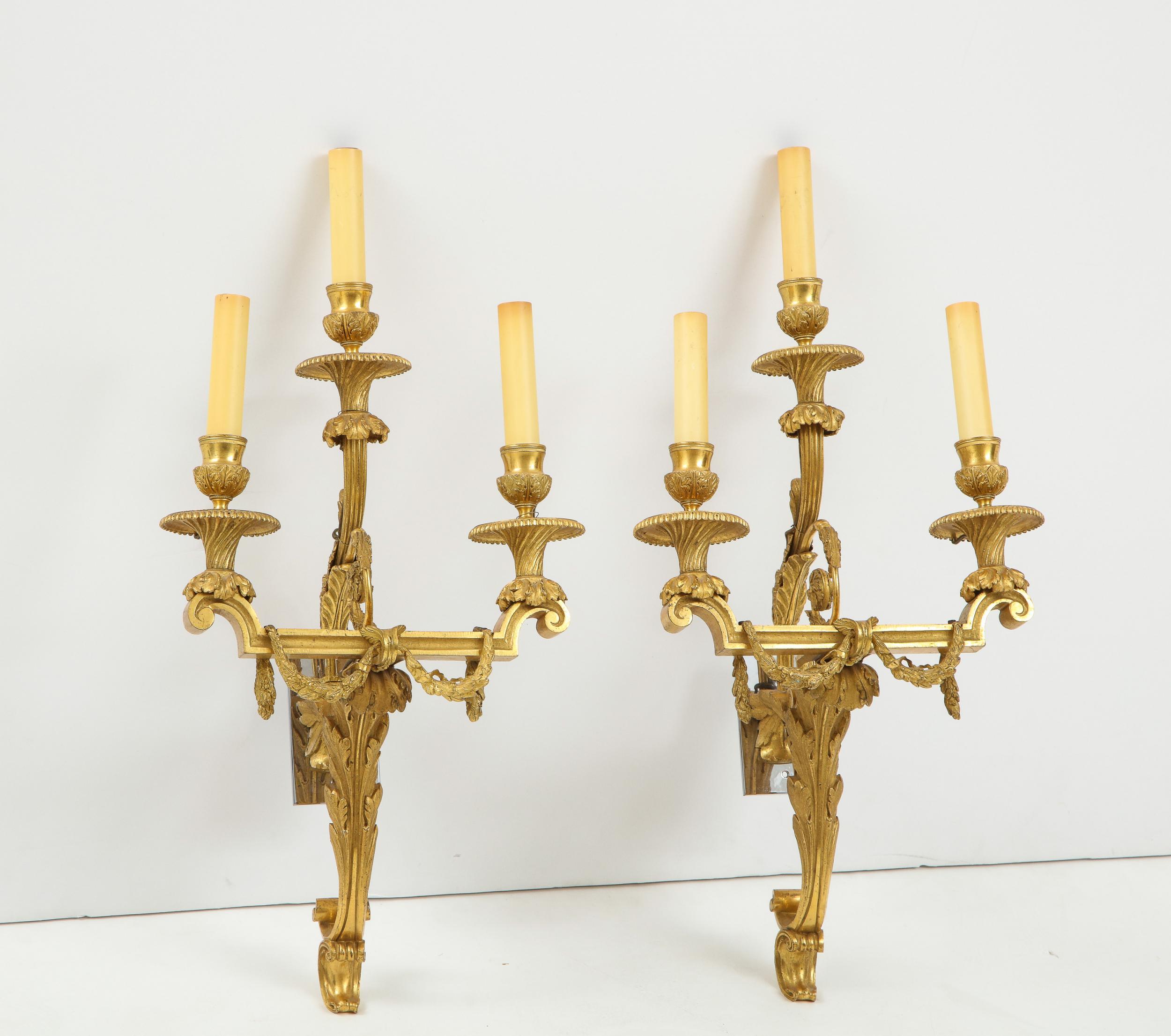 Very Fine Set of Four Gilt Bronze Louis XVI Sconces 12
