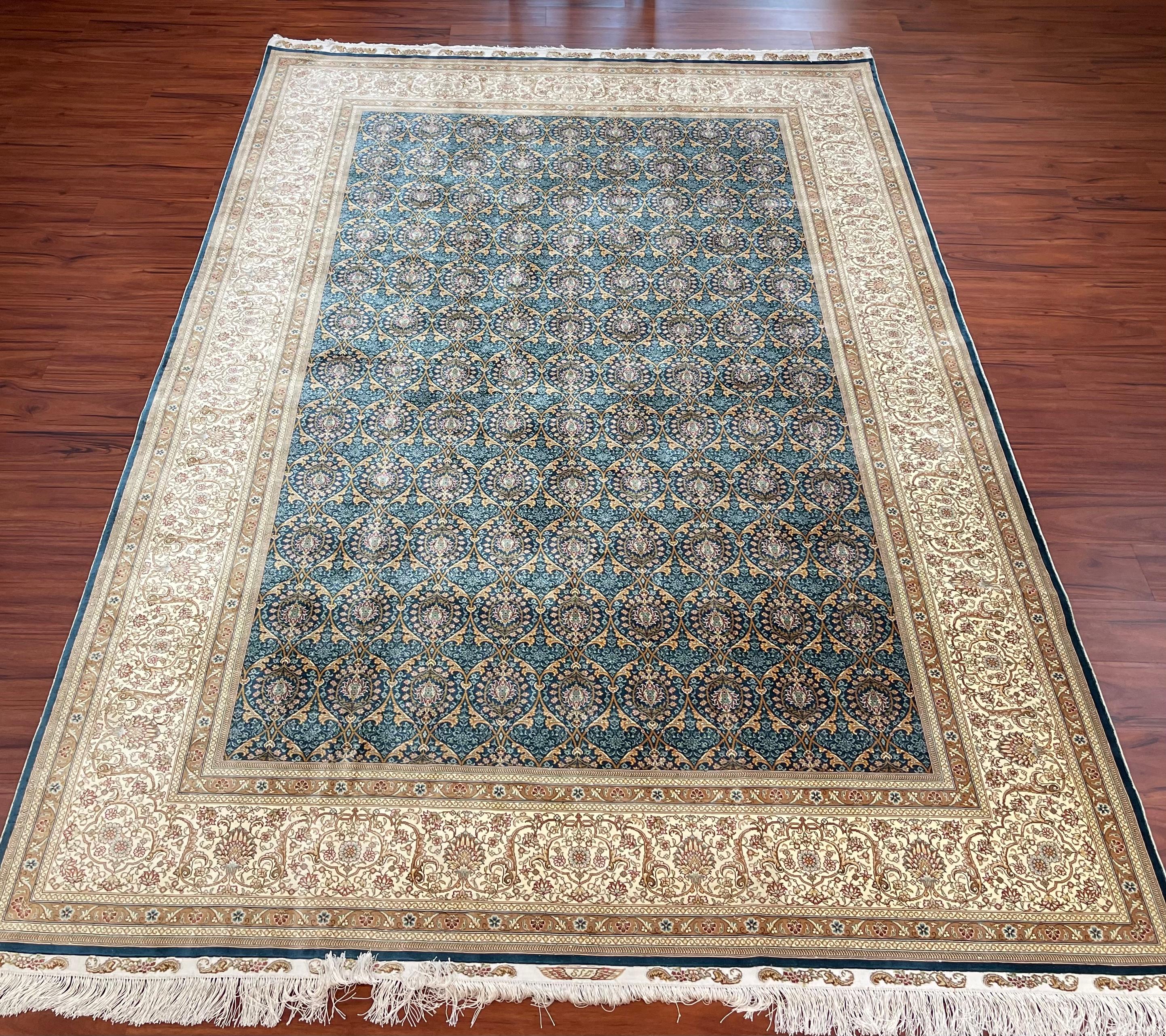 This is a beautiful 100% silk Sino Tabriz Rug/Carpet originated from China in the early 2000s. This hand-knotted rug is in brand new condition and is absolutely stunning.