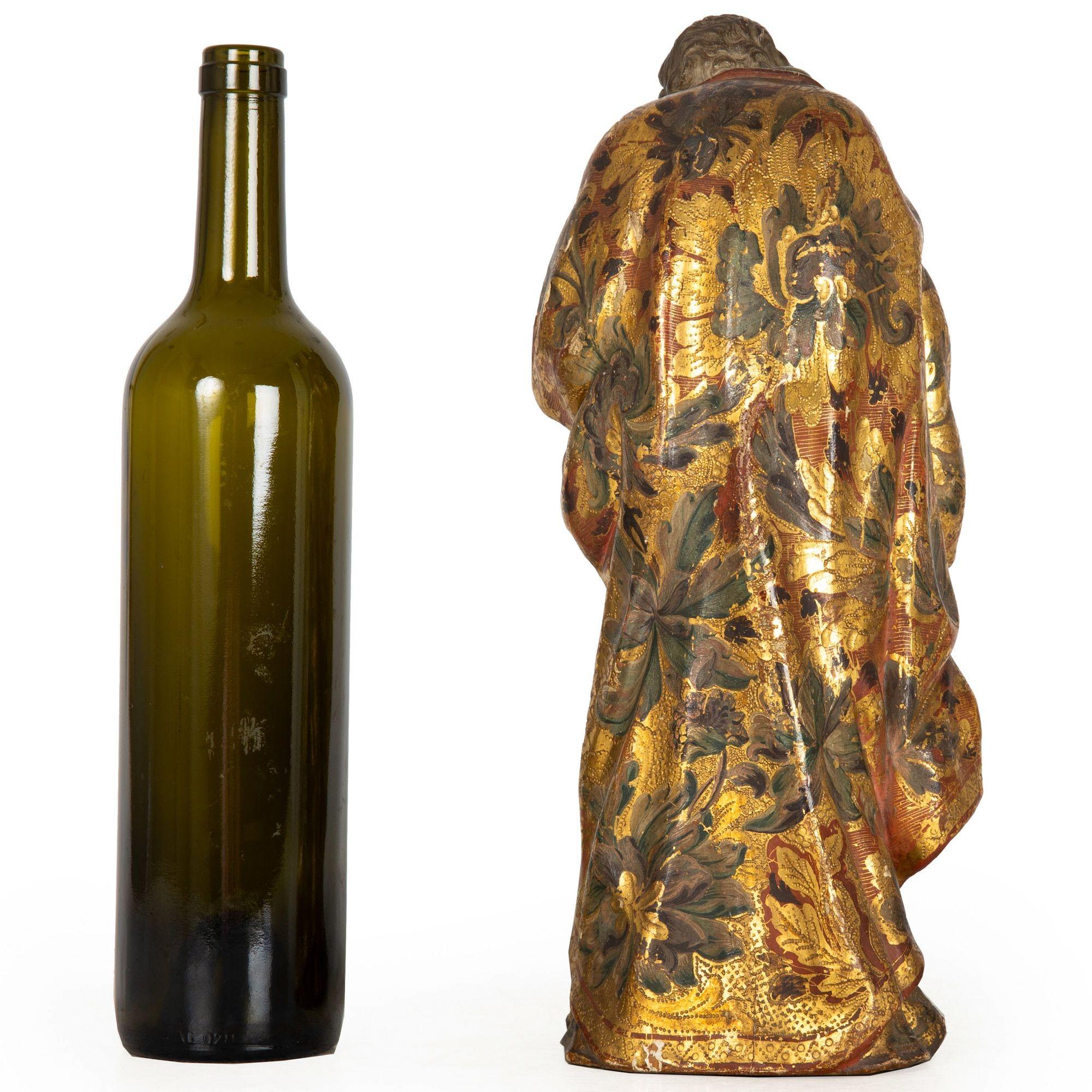 Very Fine Spanish Carved Polychromed Saint Santos Statue c. 1720-50 In Good Condition For Sale In Shippensburg, PA