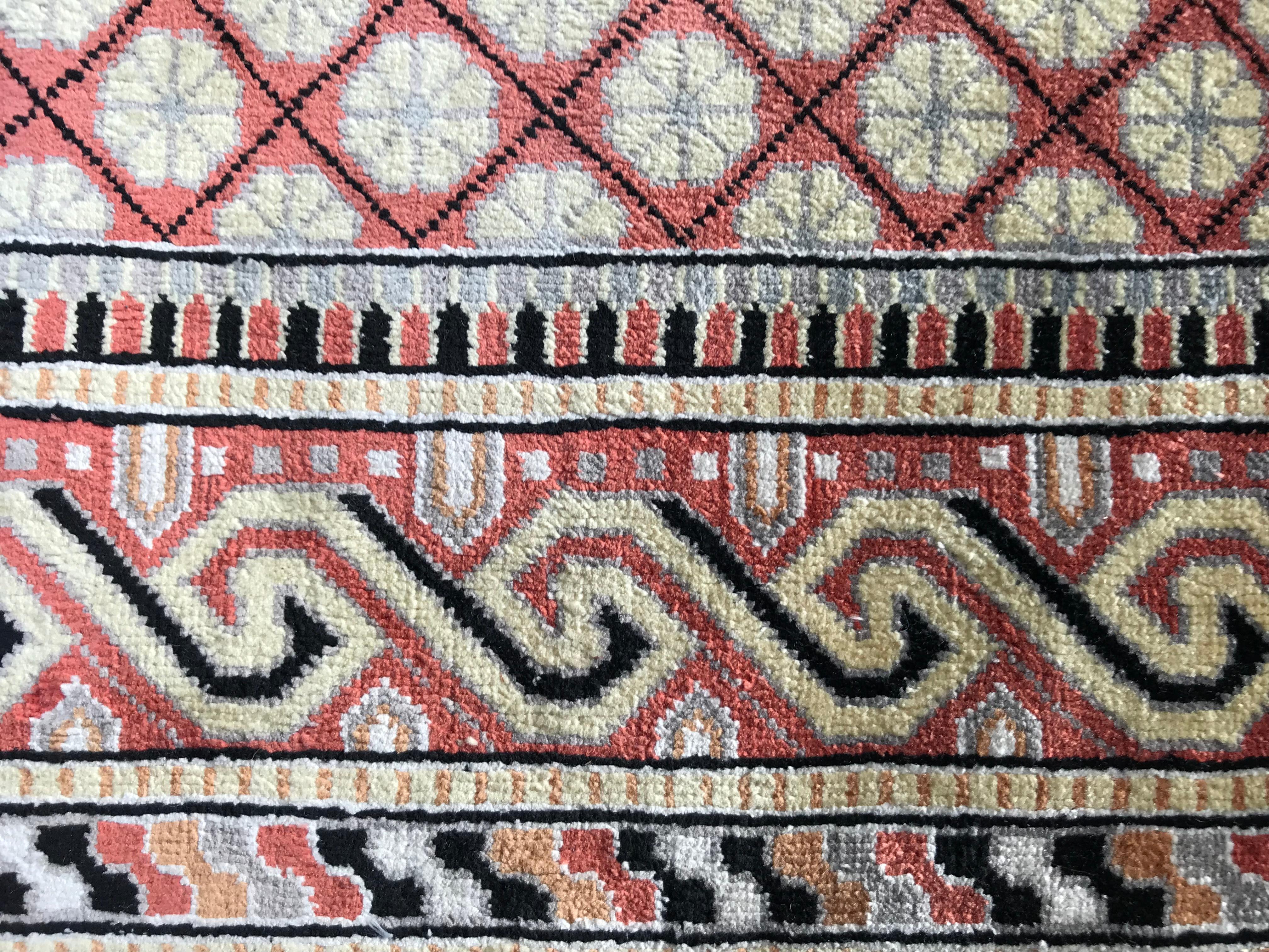 Très beau tapis de Turquie en soie de style Hereke Excellent état - En vente à Saint Ouen, FR