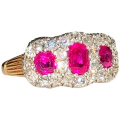 Very Fine Victorian Three-Stone Ruby Diamond Antique Ring