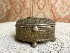 Silvered metal jewelry box – Late 19th Century