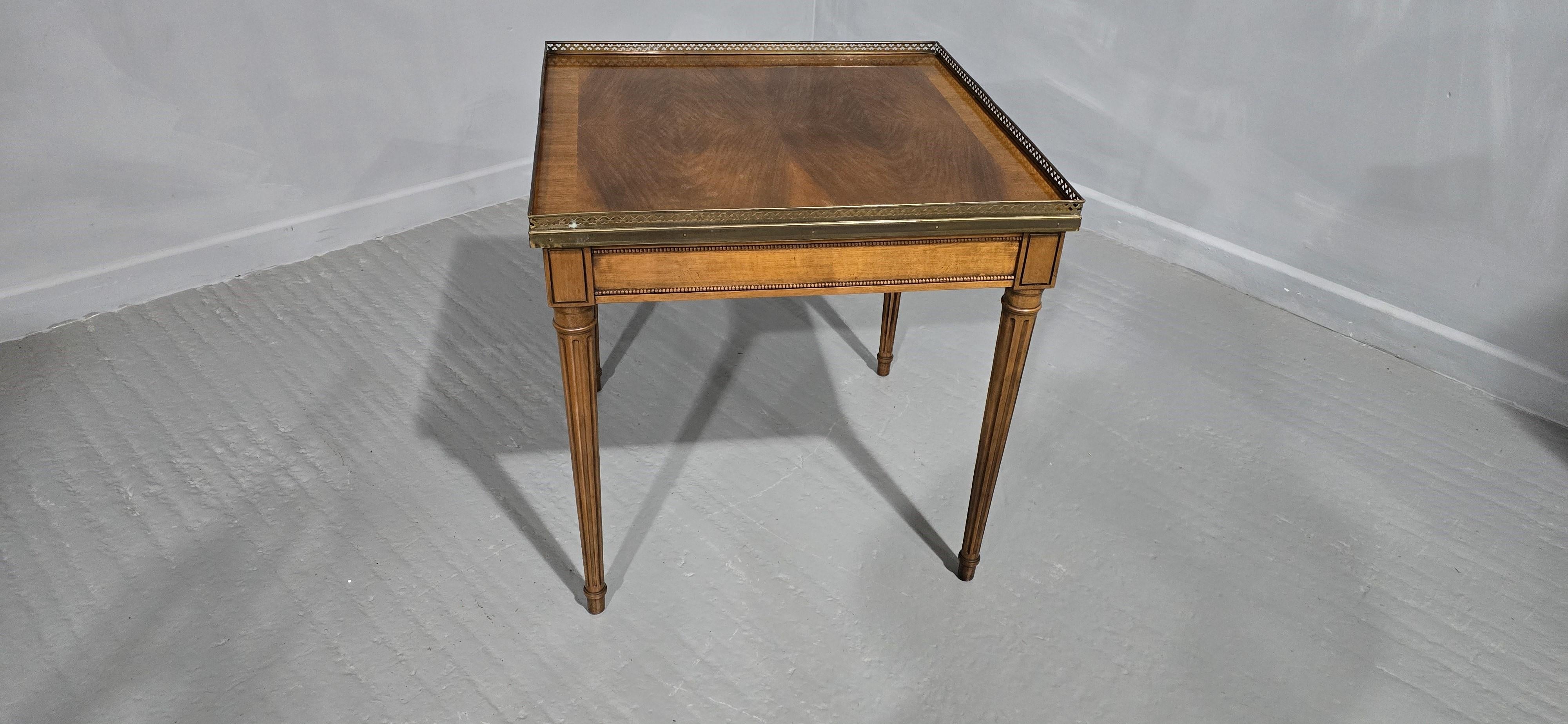 Very Good Mahogany Ooccasional Lamp Table For Sale 2