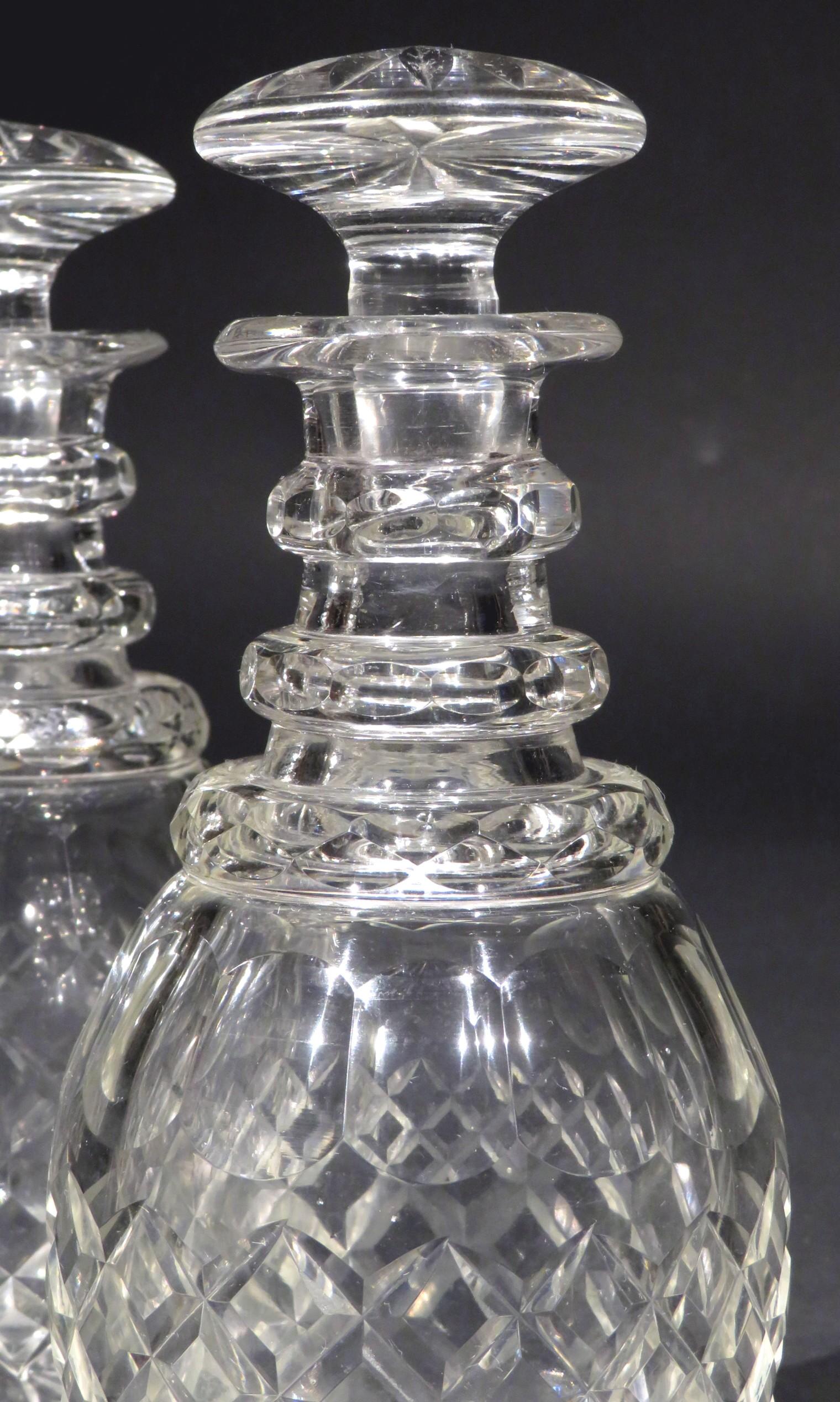 English Very Good Pair of William IV Cut Glass Spirit Decanters, England circa 1835 For Sale