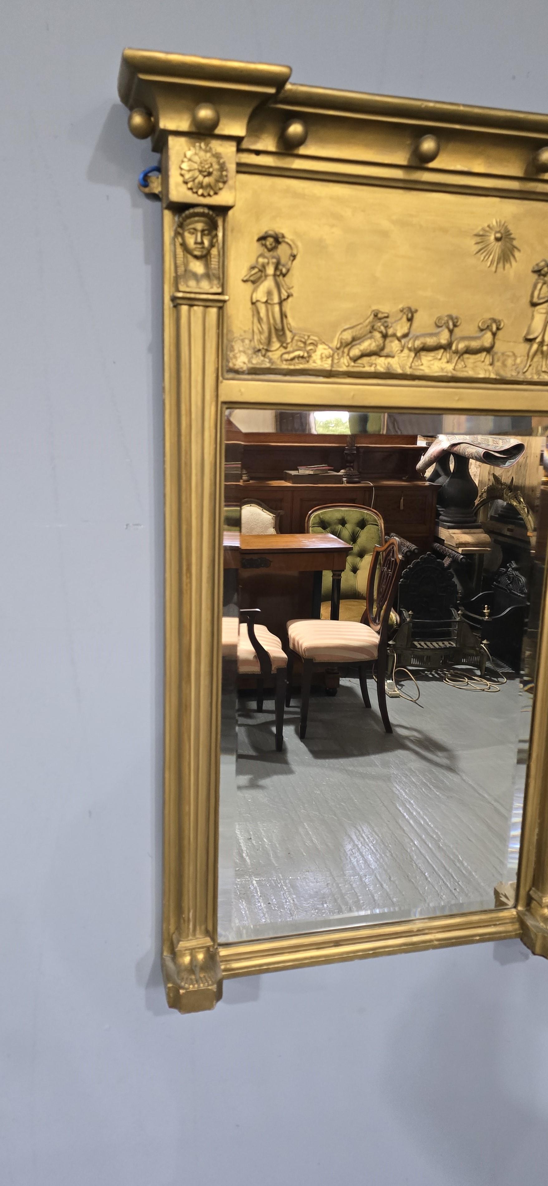 Espejo Regency muy bueno Gesso en venta
