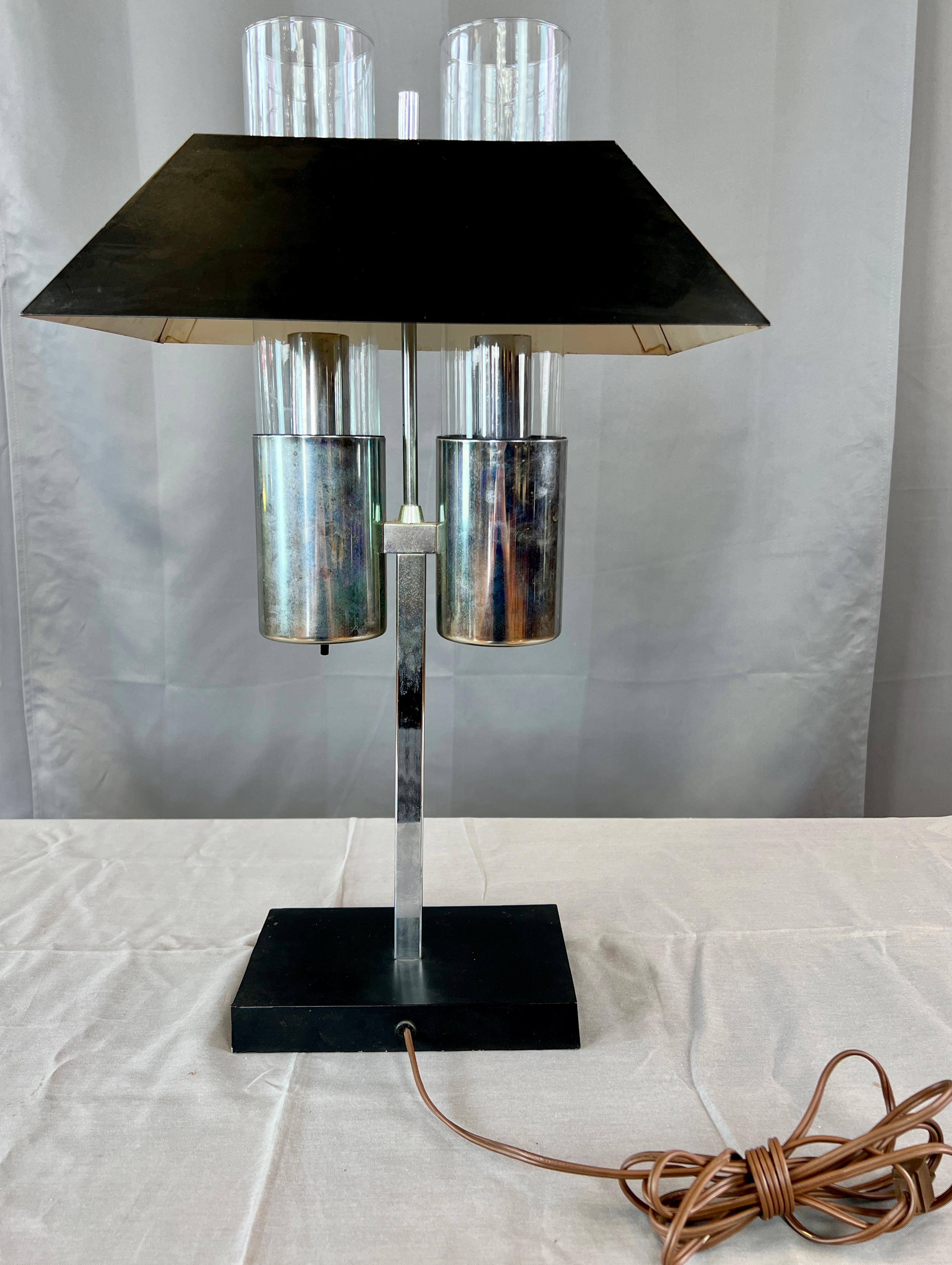 Very Handsome Chrome and Black Bankers Lamp by Raymor Imported from Italy For Sale 4