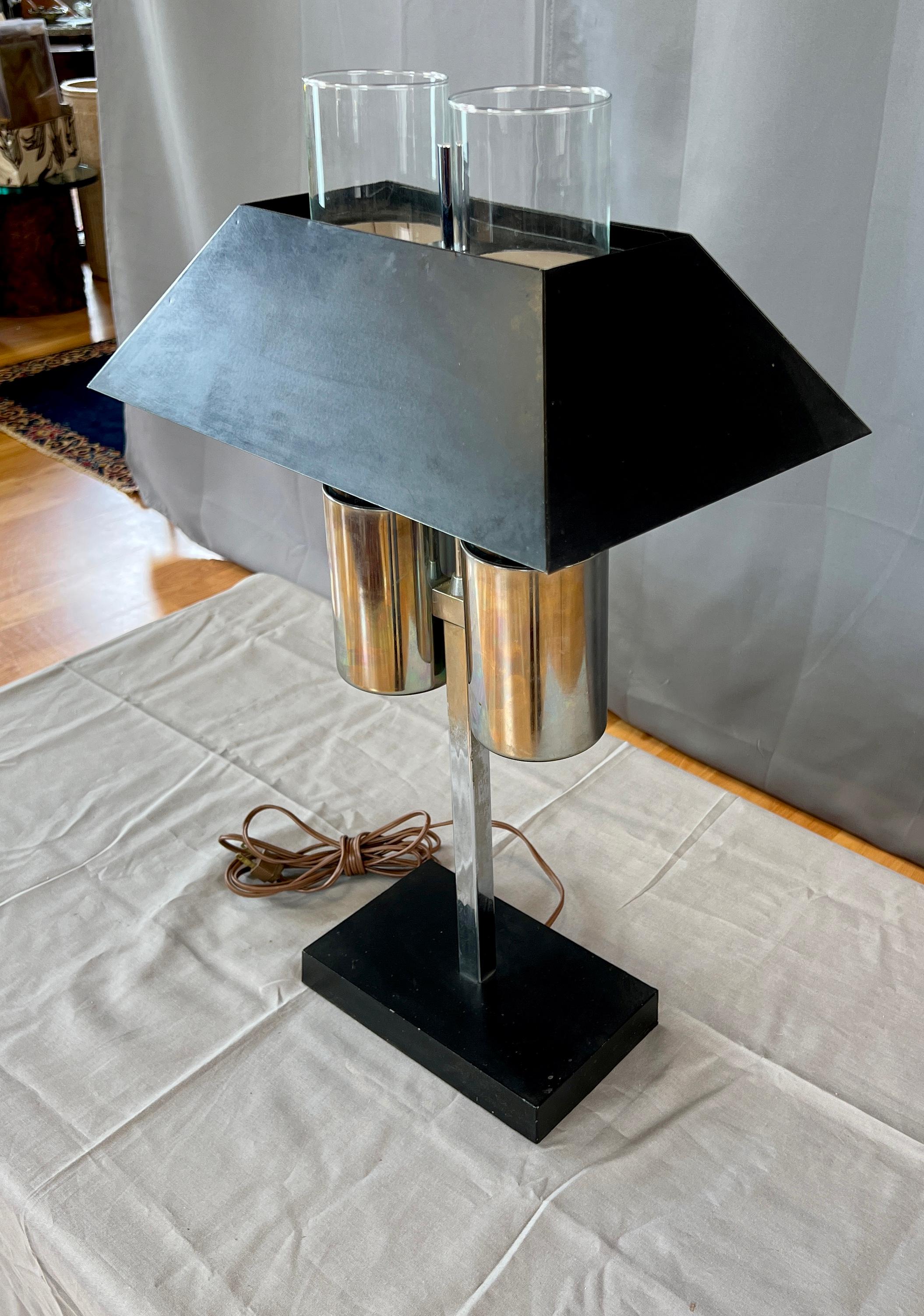 Very Handsome Chrome and Black Bankers Lamp by Raymor Imported from Italy For Sale 12