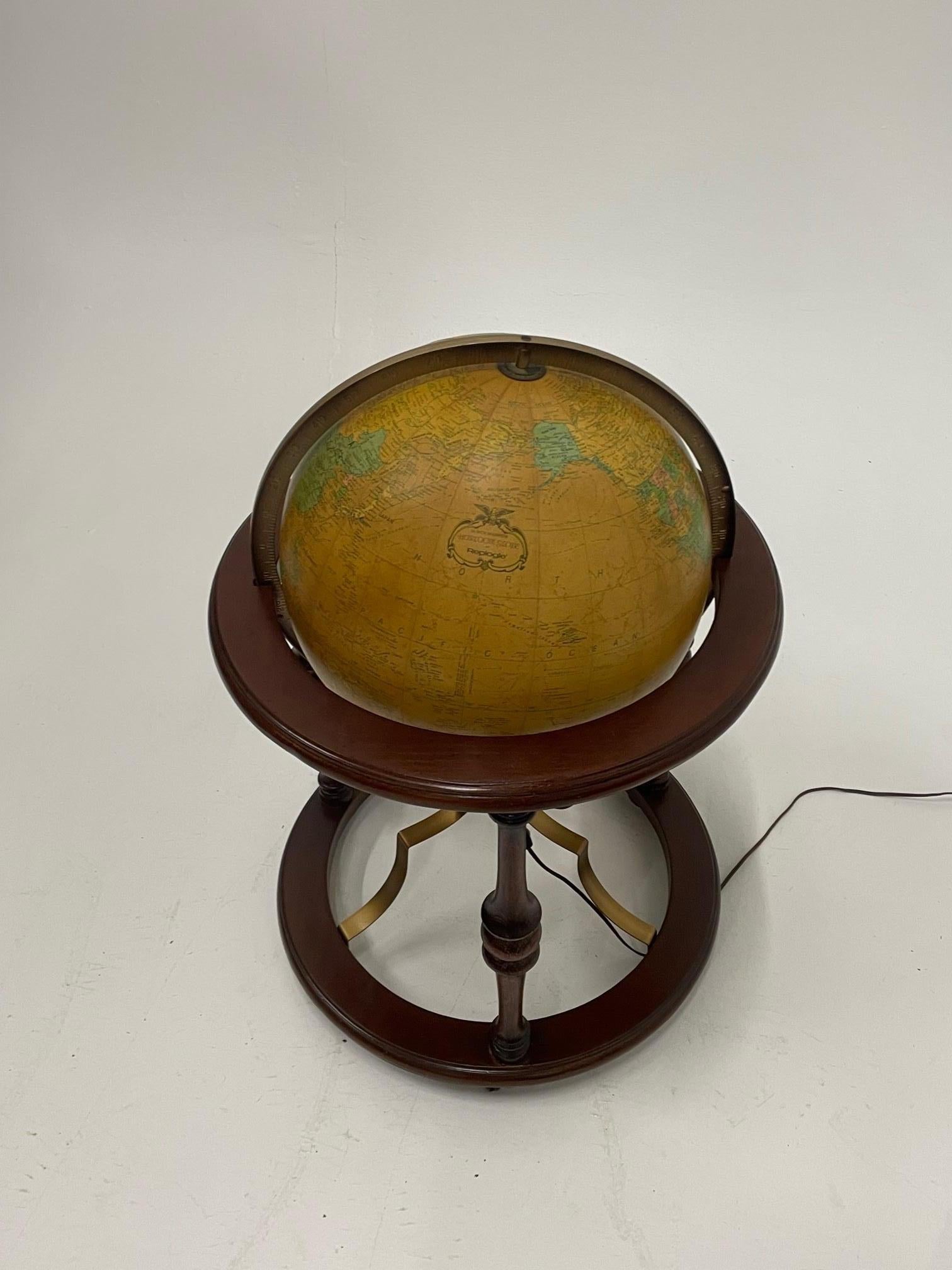 Very Handsome Illuminated Glass Globe on Iron & Walnut Stand In Good Condition For Sale In Hopewell, NJ