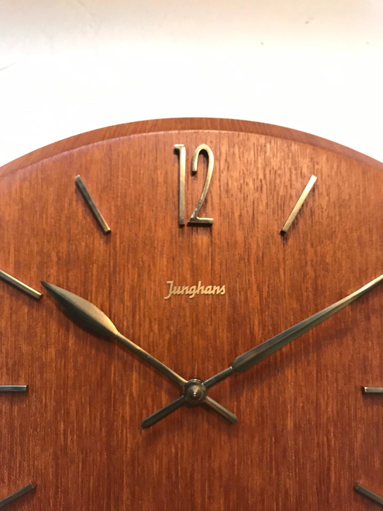 Very Handsome Vintage Junghans Pendulum Wall Clock in Solid Oak and