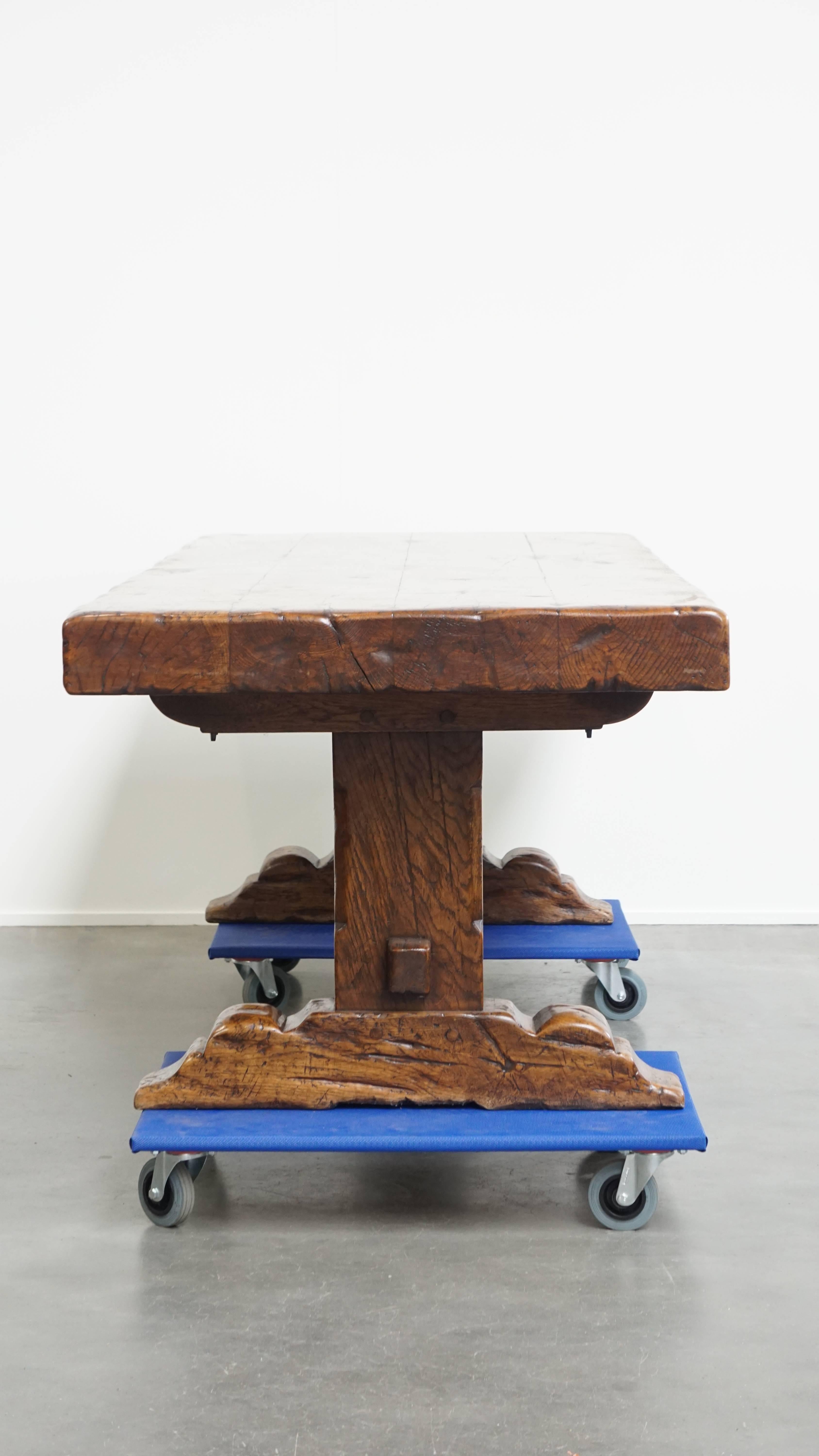 Very Heavy Antique French Table from the Early 1900s in Solid Oak In Good Condition For Sale In Harderwijk, NL