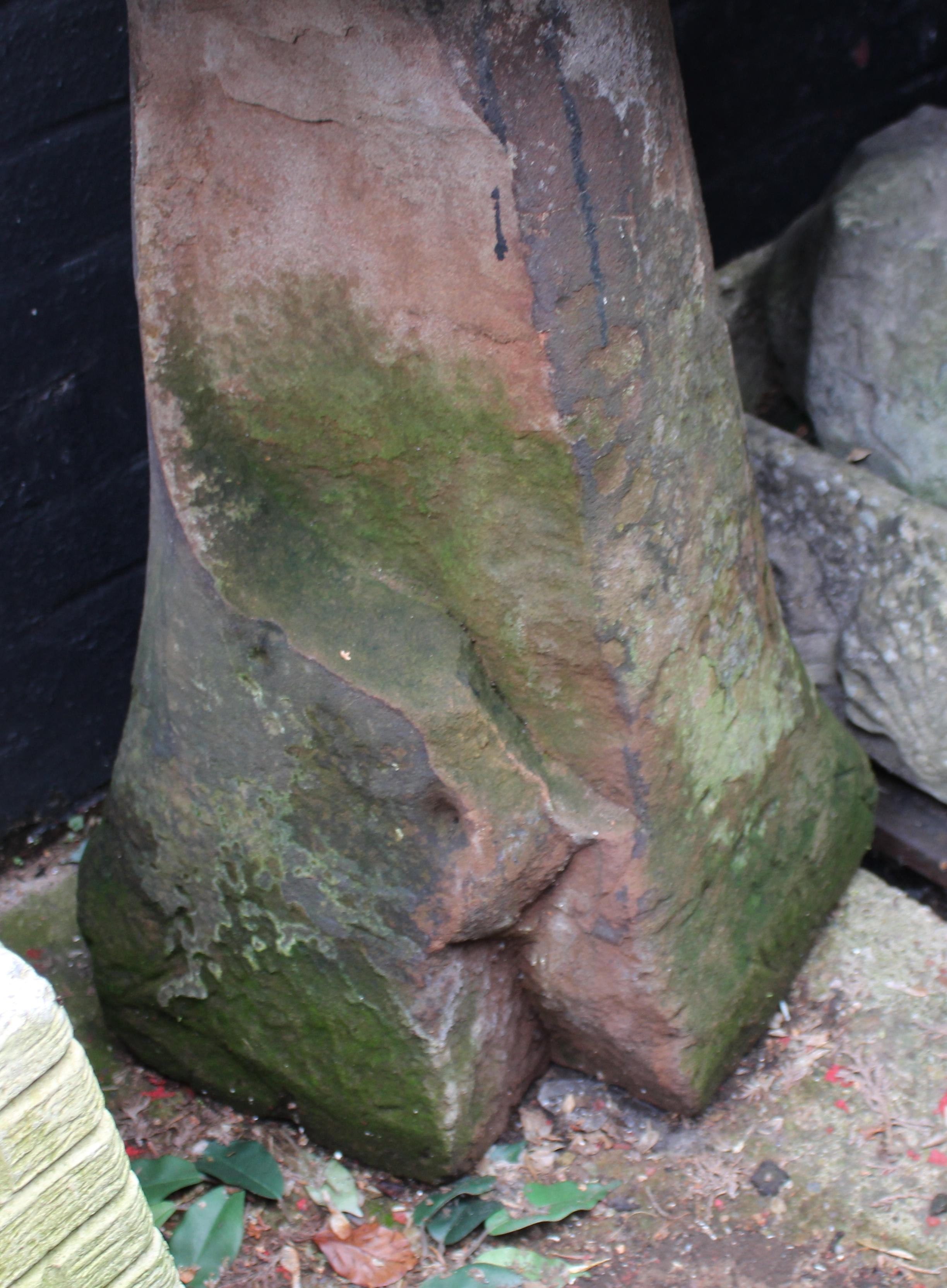 Very Heavy Antique Stone Staddle Stone Mushroom In Excellent Condition For Sale In Worcester, Worcestershire