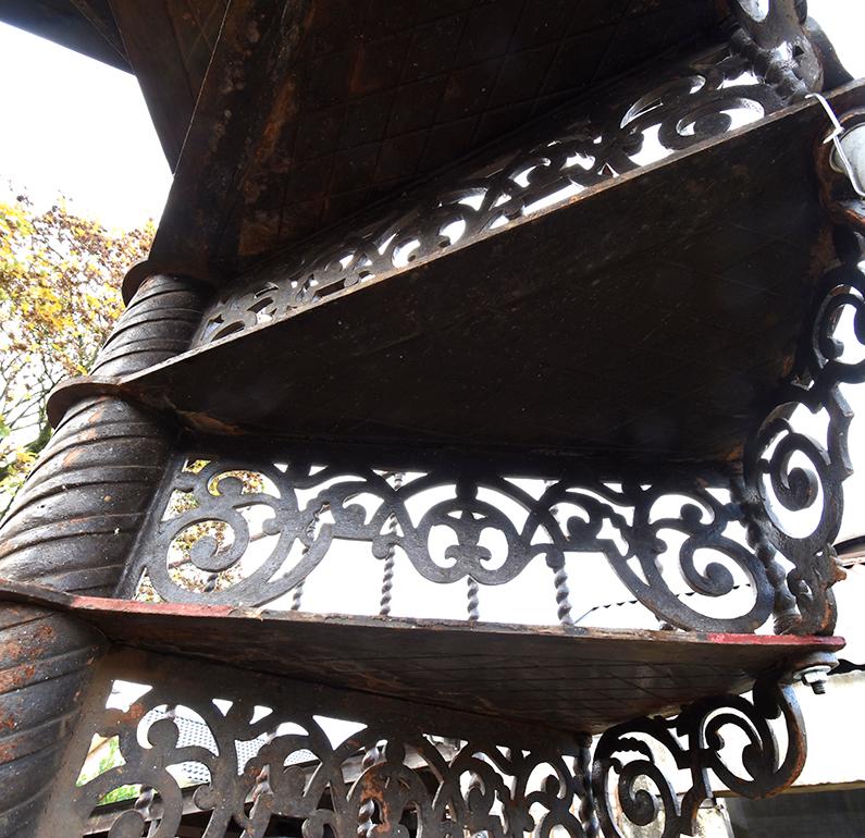 French Very high 19th Century Cast Iron Spiral Staircase