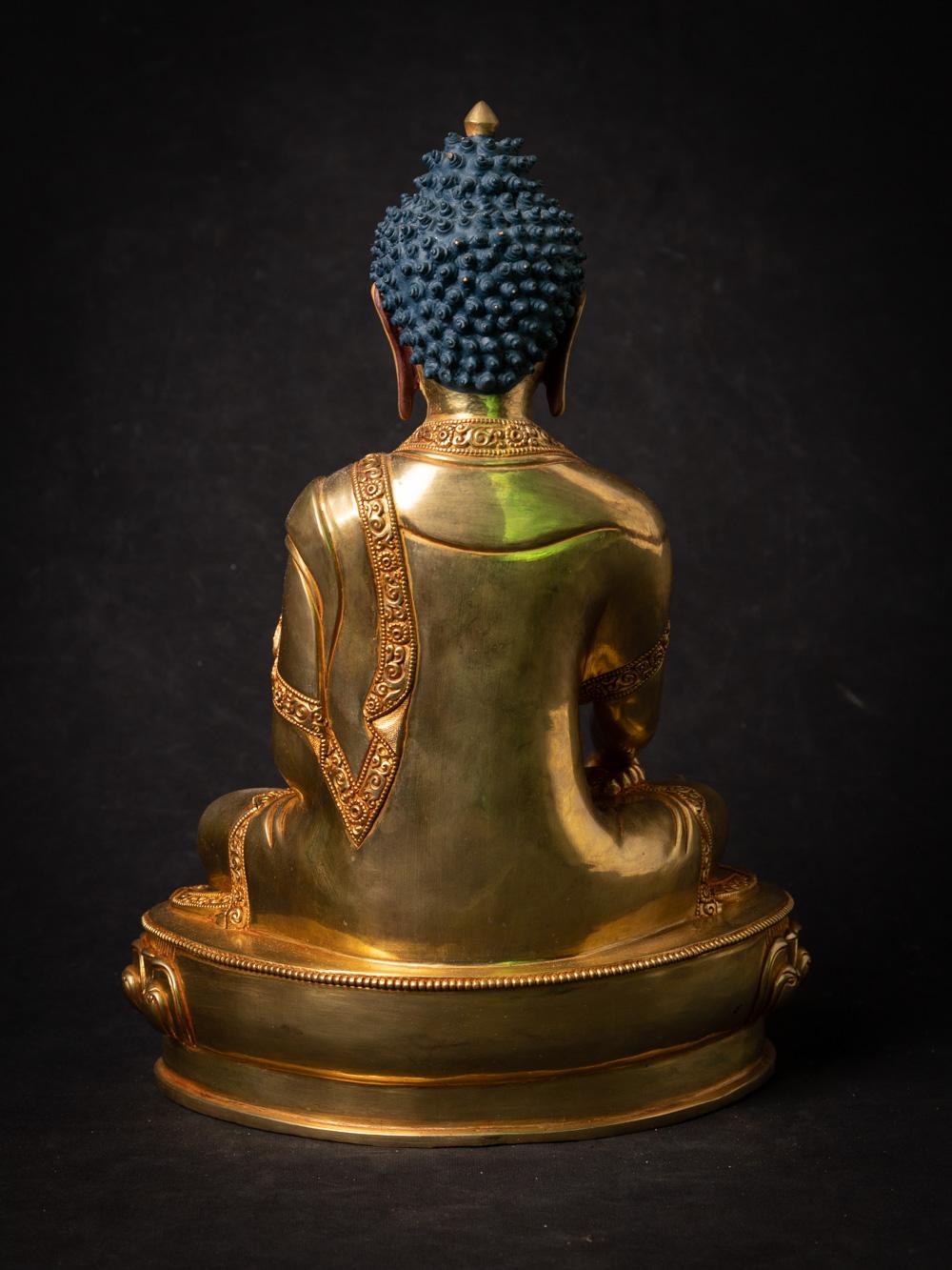 Very high quality Nepali Gold-Face Buddha statue in Bhumisparsha Mudra In New Condition For Sale In DEVENTER, NL