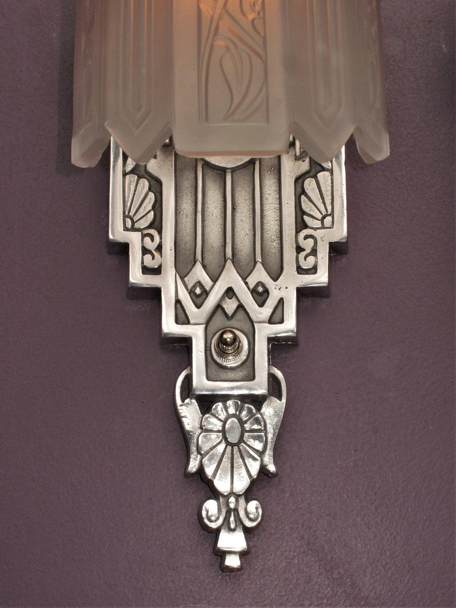 Aluminum Very High Style Vintage American Art Deco Wall Sconces with Original Glass For Sale