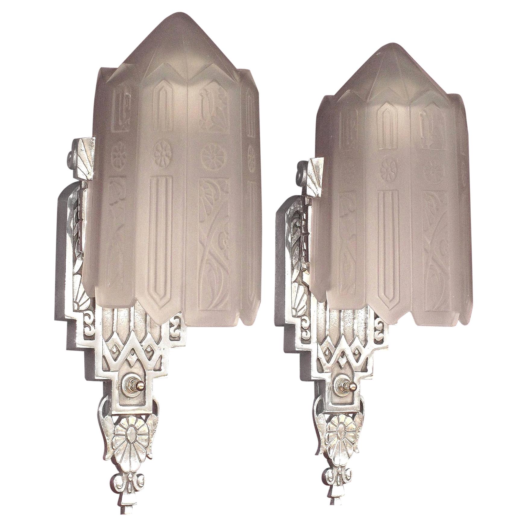 Very High Style Vintage American Art Deco Wall Sconces with Original Glass For Sale