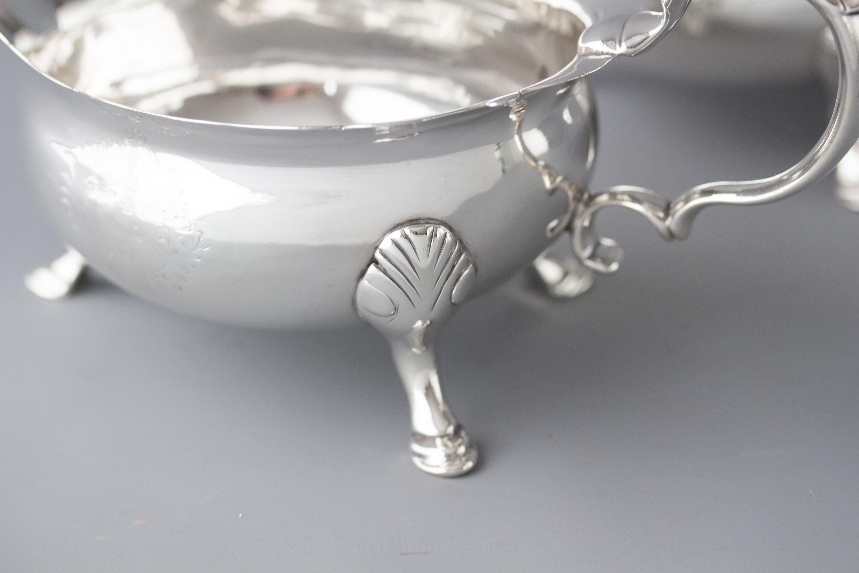 British Very Important Pair of Heavy George II Silver Sauce Boats, Lon 1742