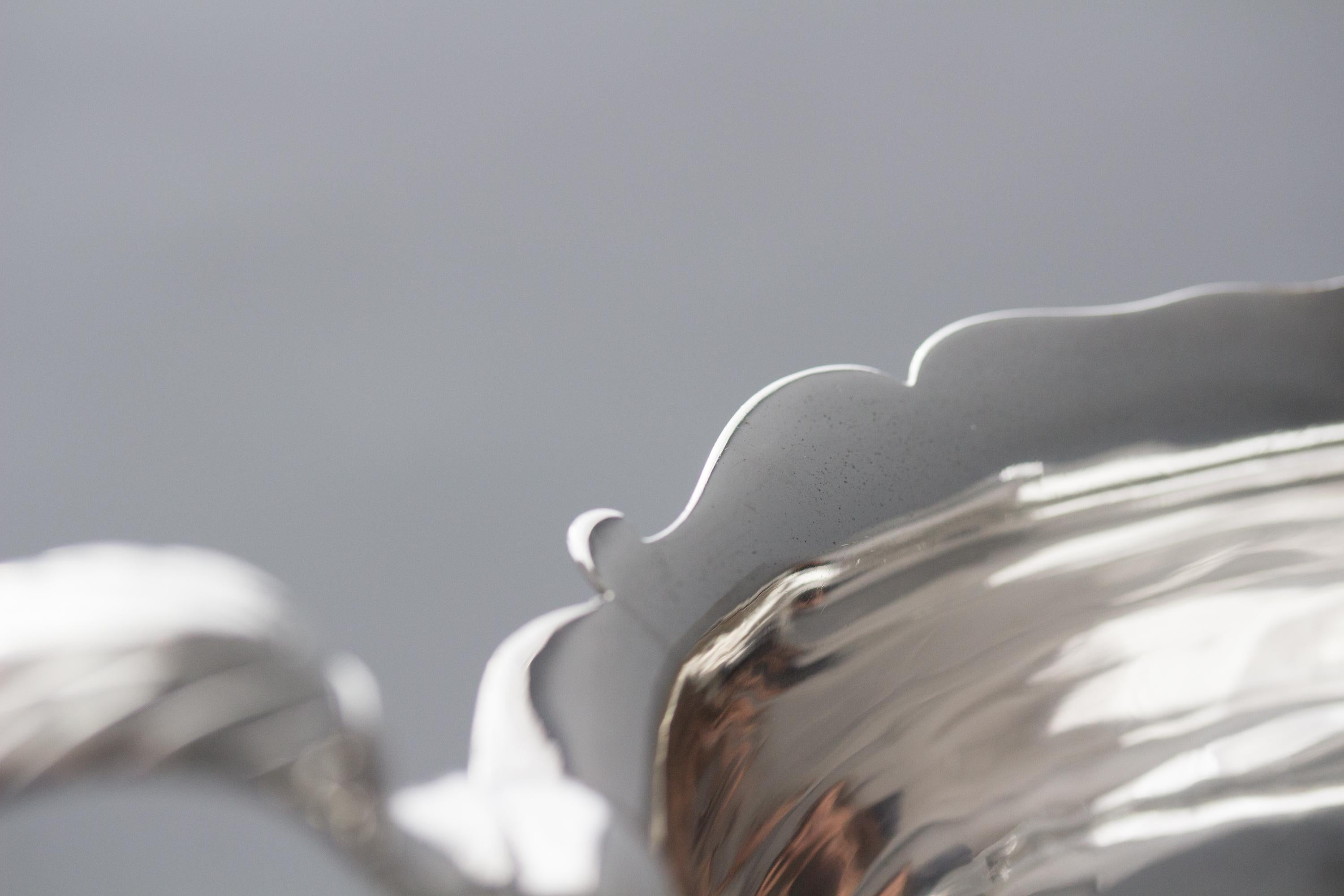 Mid-18th Century Very Important Pair of Heavy George II Silver Sauce Boats, Lon 1742