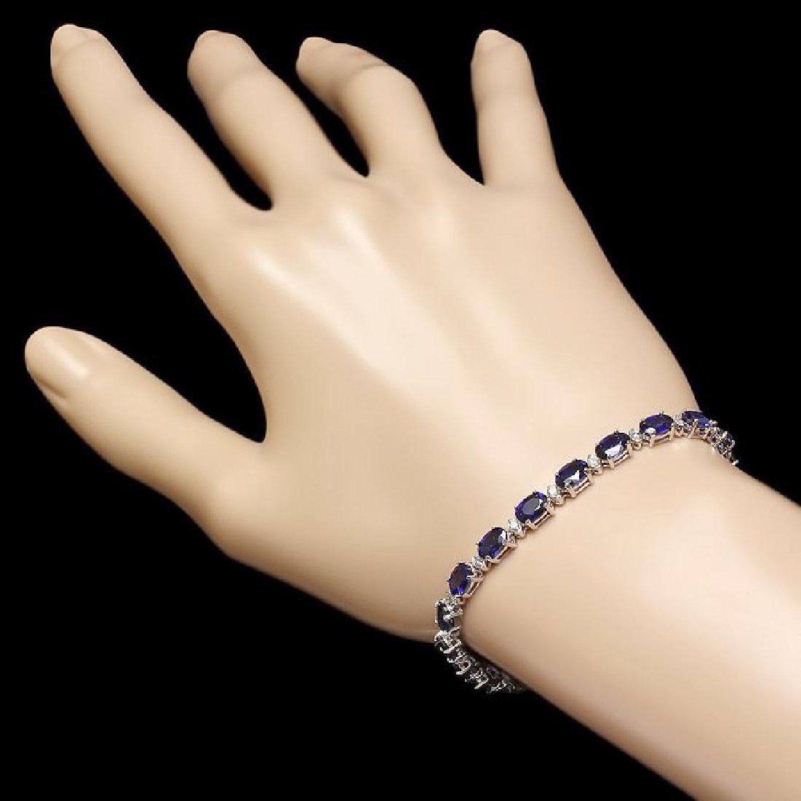 Very Impressive 13.50Ct Natural Sapphire & Diamond 14K Solid White Gold Bracelet In New Condition In Los Angeles, CA