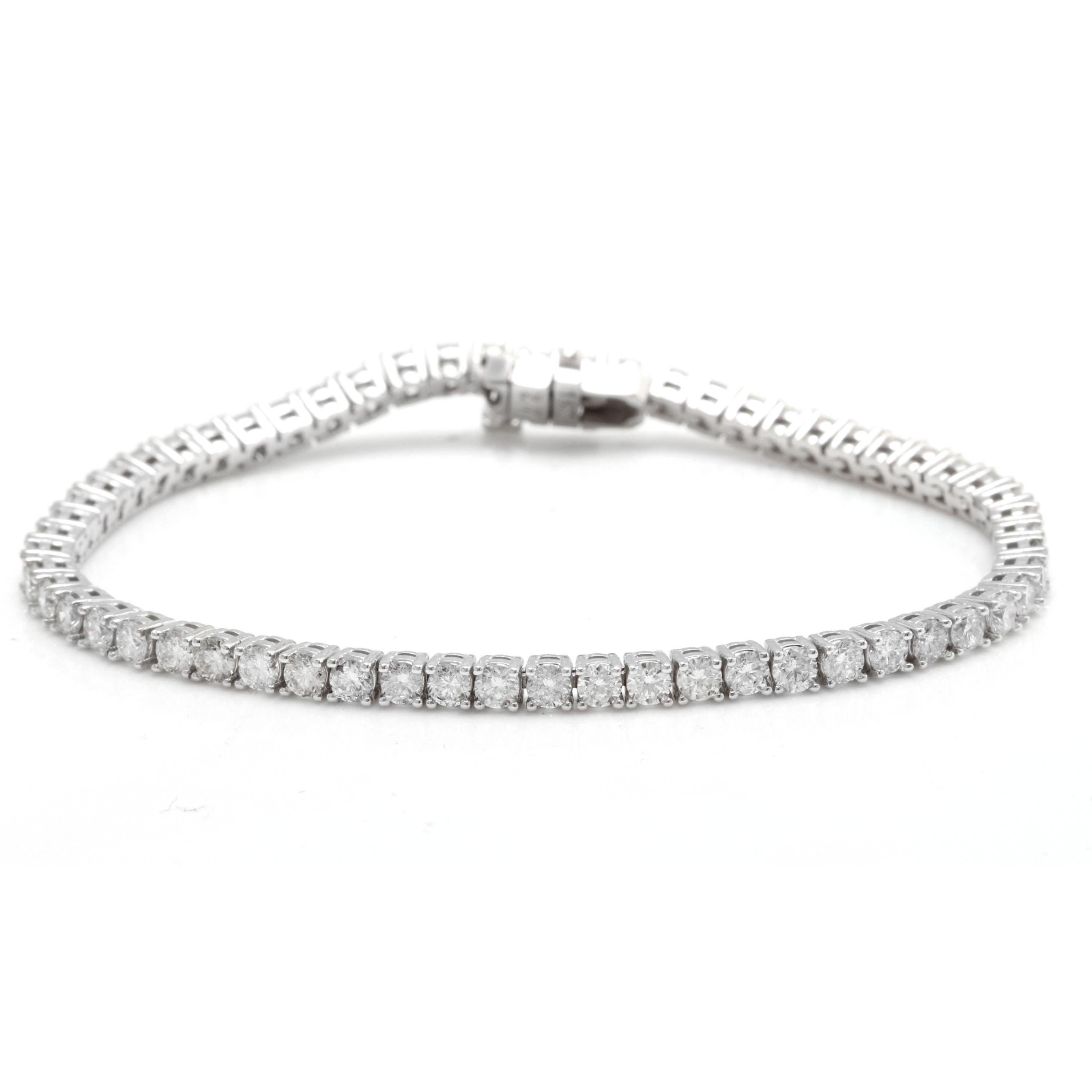 Very Impressive 4.70 Carat Natural Diamond 14 Karat Solid White Gold Bracelet In New Condition For Sale In Los Angeles, CA