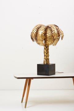 Very Impressive Brass Palm Table Lamp