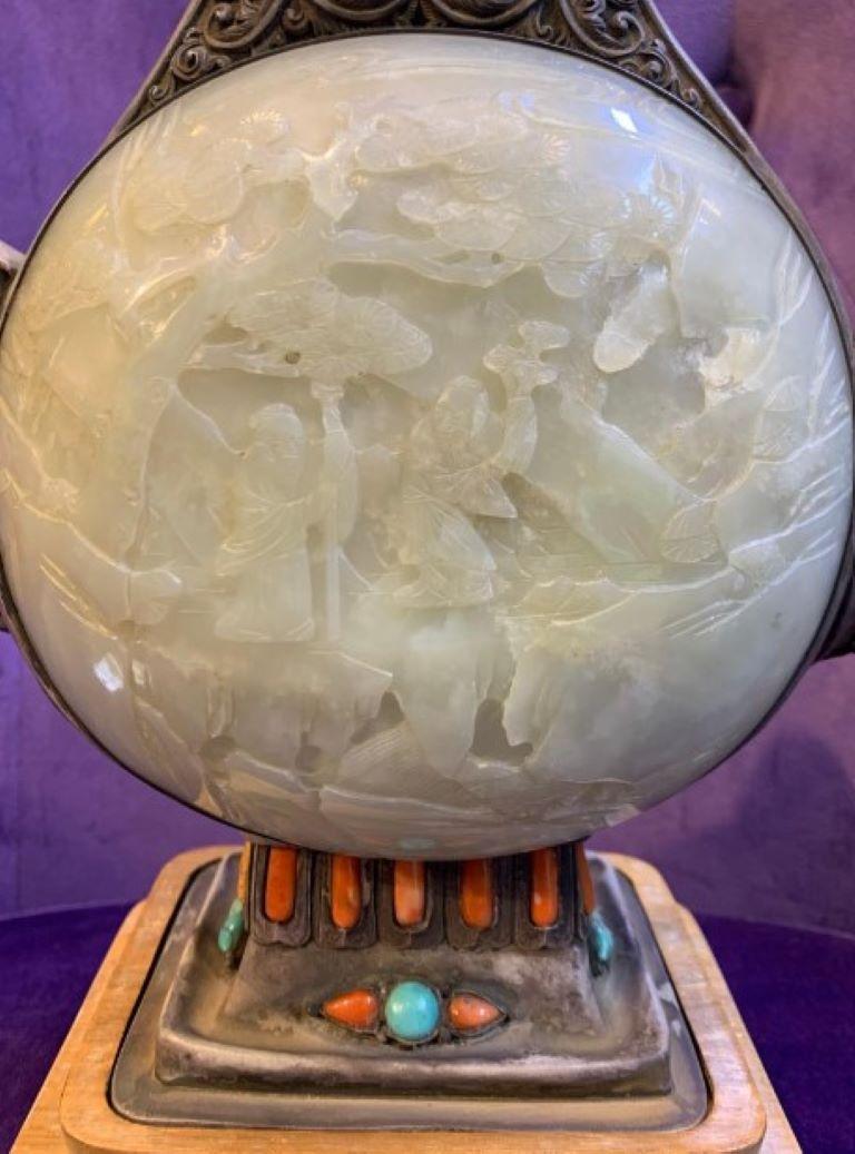 Sehr beeindruckende große mongolische Jade-Vase in Großformat im Angebot 3