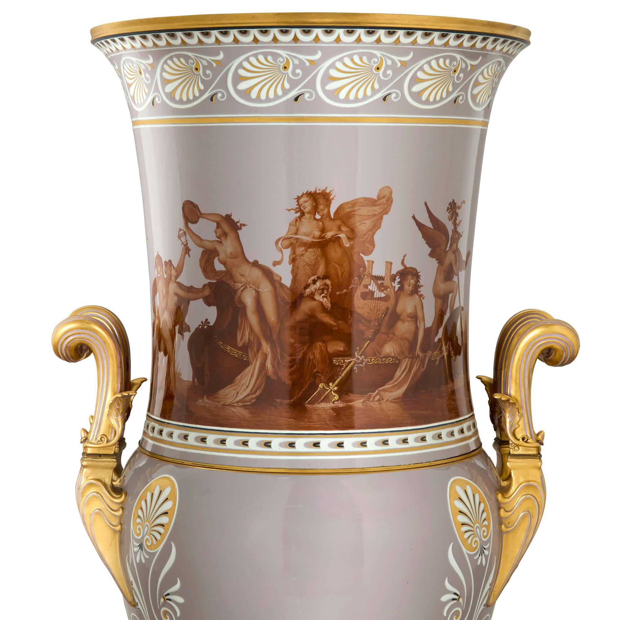 Néoclassique Monumental Antique Sèvres Porcelain Neoclassical Style Vase with Mauve Ground en vente