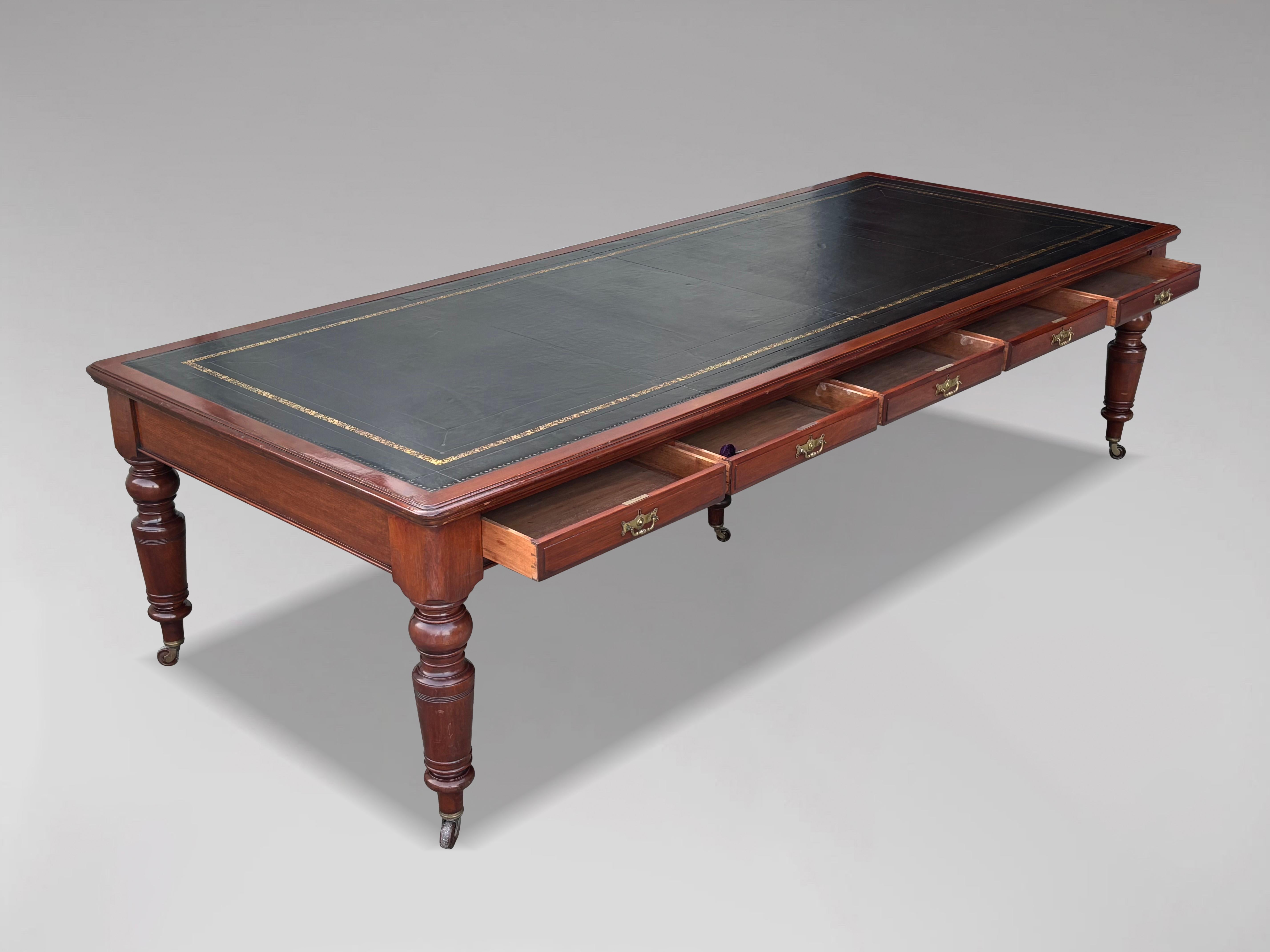 Très impressionnante table de conférence en acajou du milieu du 19e siècle de l'époque victorienne Bon état - En vente à Petworth,West Sussex, GB