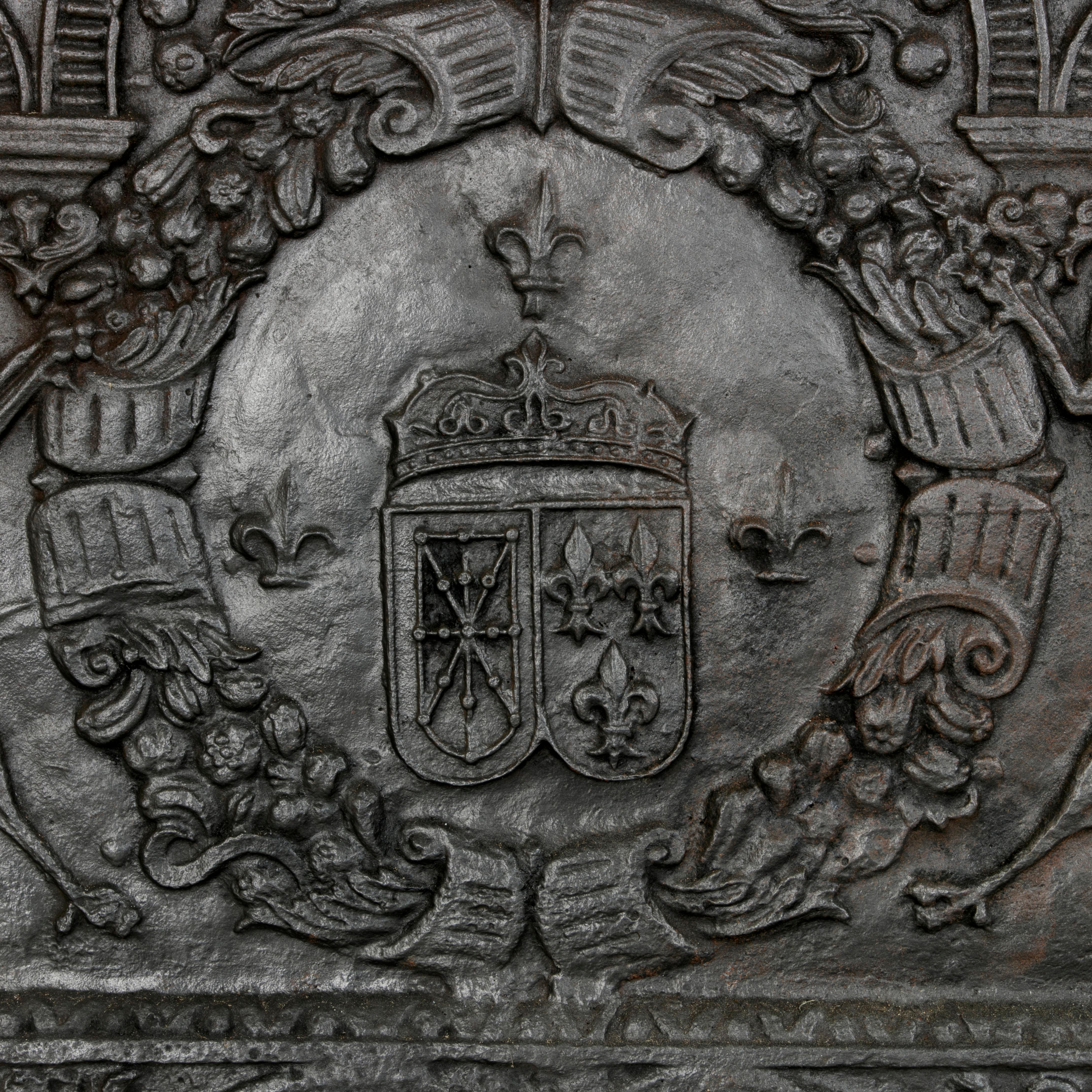 XVIII secolo Grande caminetto in ferro francese del 18° secolo, periodo Luigi XV. in vendita