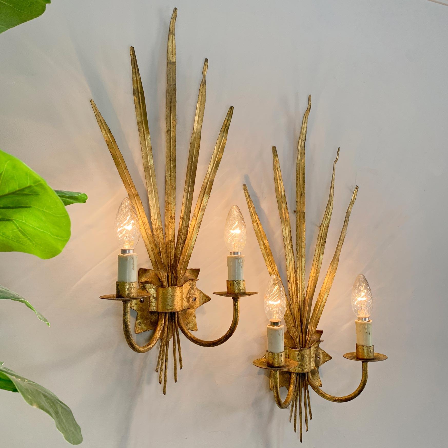 Pair of Very Large 1950's Gold Reed Leaf Wall Lights by Ferro Art For Sale 1