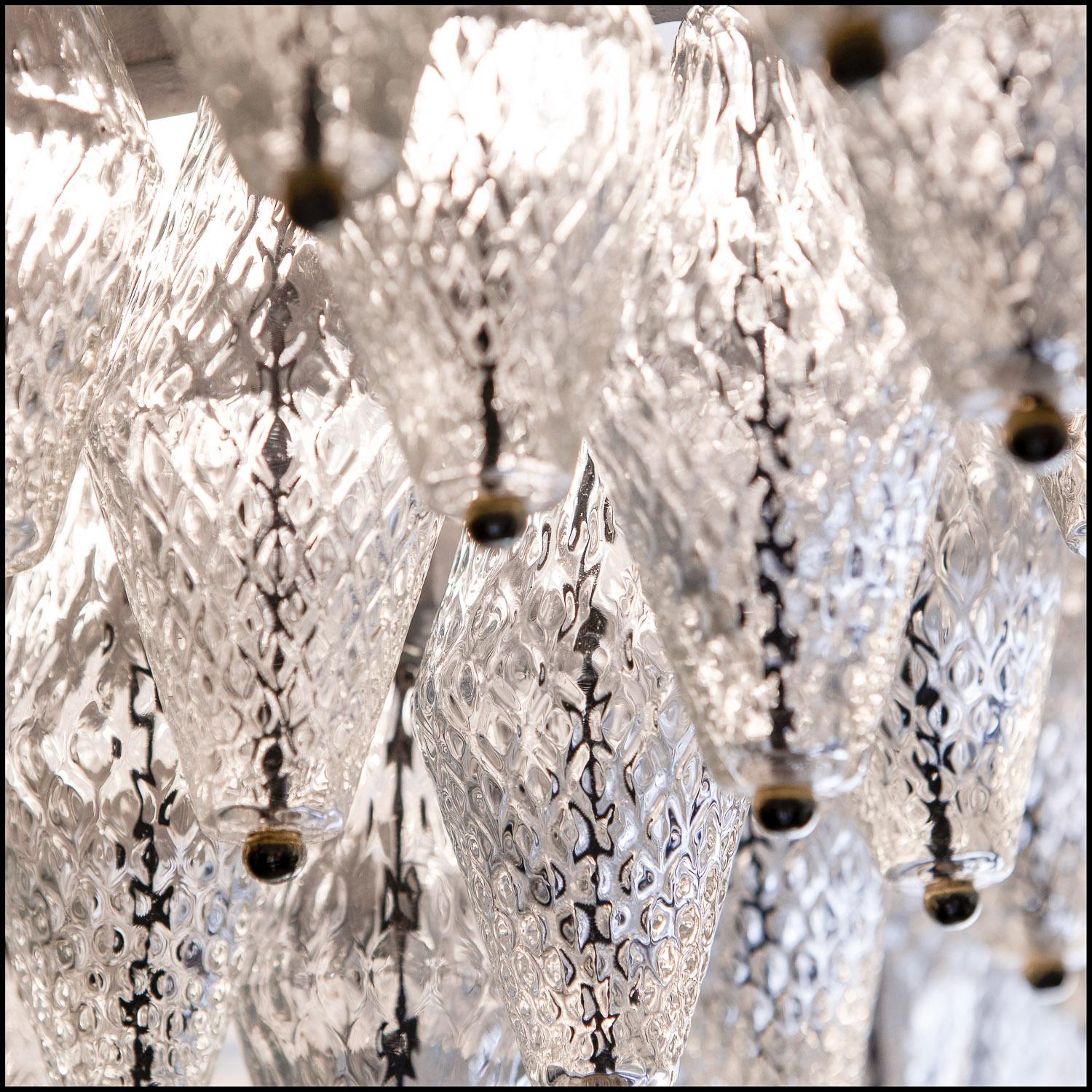 Two Very Large 1960s Glass and Steel Chandelier by Seguso Vetri D'Arte In Excellent Condition For Sale In Schoorl, NL