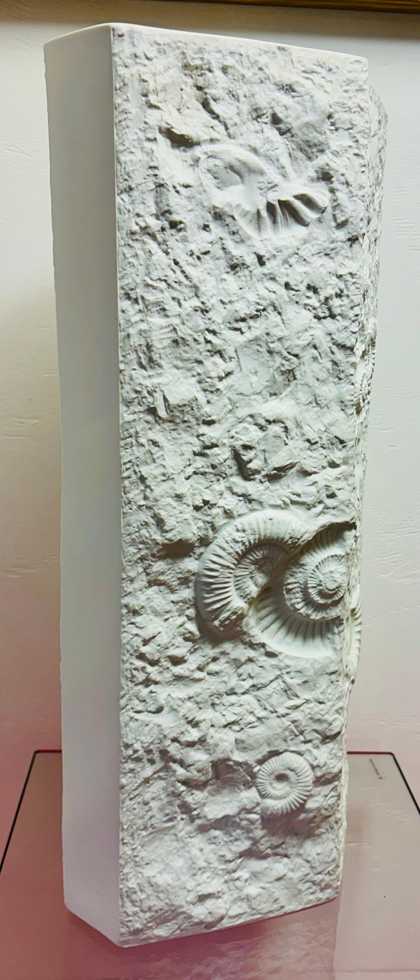 Very Large 1970s German AK Kaiser No 129 Matt-White Bisque Fossil Relief Vase In Good Condition For Sale In London, GB