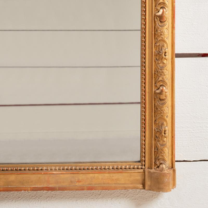 Feuille d'or Très grand miroir français du XIXe siècle H. 178 cm - L. 110 cm en vente