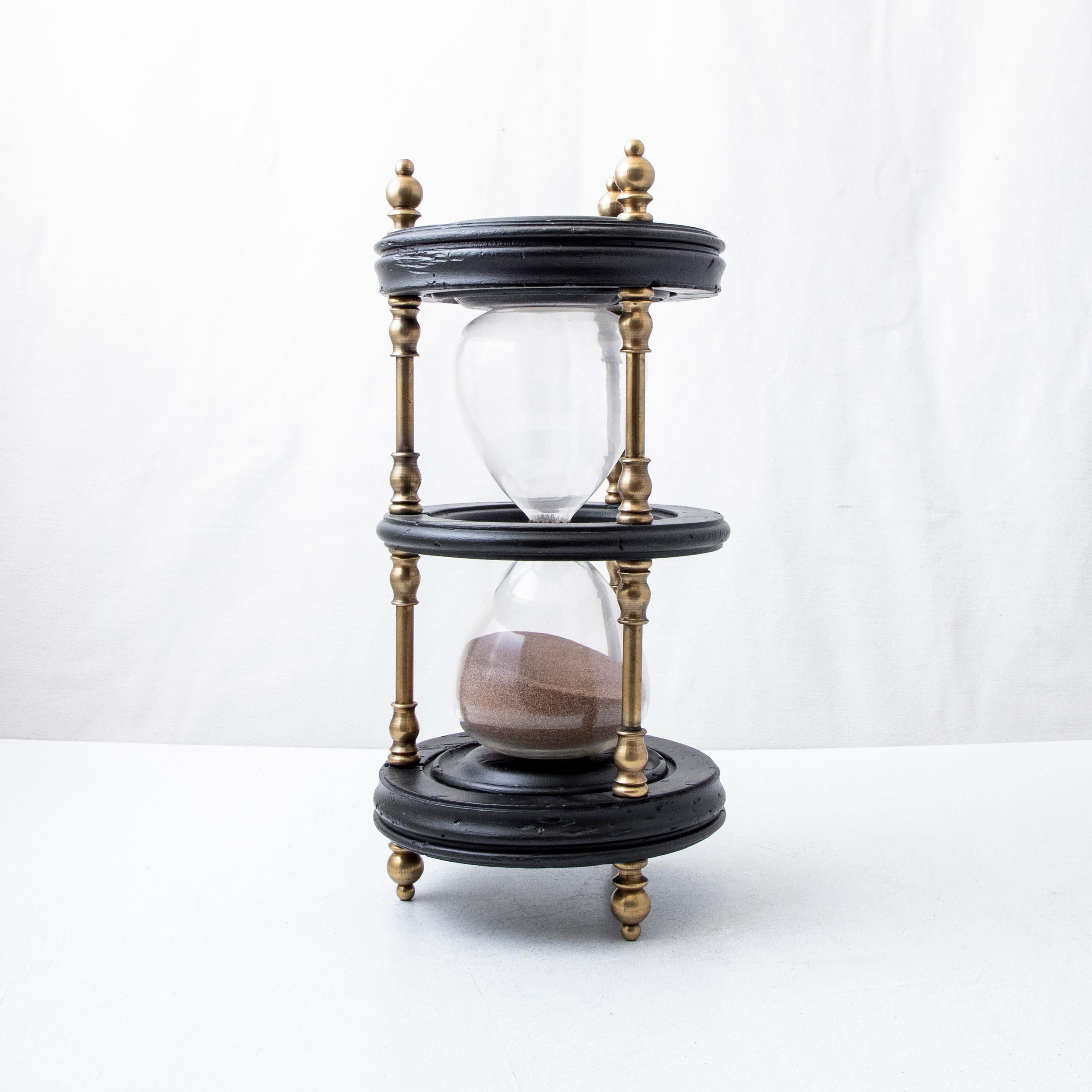 Very Large 19th Century French Napoleon III Period Ebony and Bronze Hourglass For Sale 1