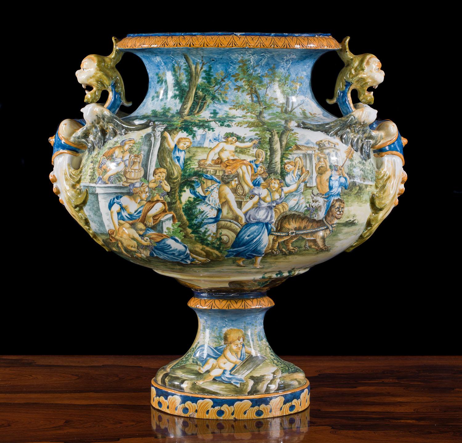 Renaissance Very Large 19th Century Italian Maiolica Hand Painted Vase For Sale
